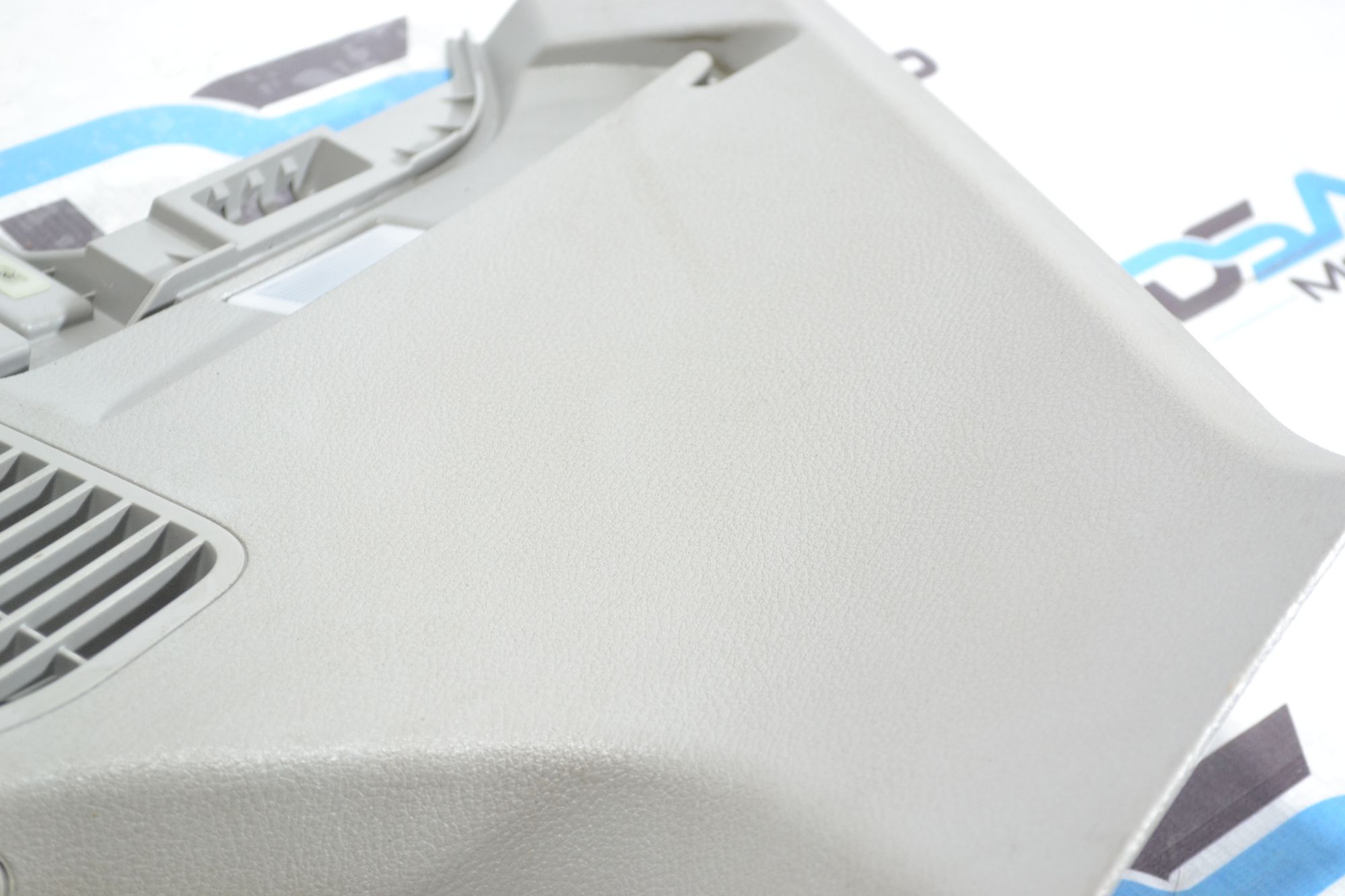 https://ycs.partsauto.market/partsauto-images/thmbs/userImages/b7628e092085f1f91467af1afb6e7630/part/eb2b95e4-e45a-4ef6-b0ab-e05a09ed5db0_1780384584829.jpg