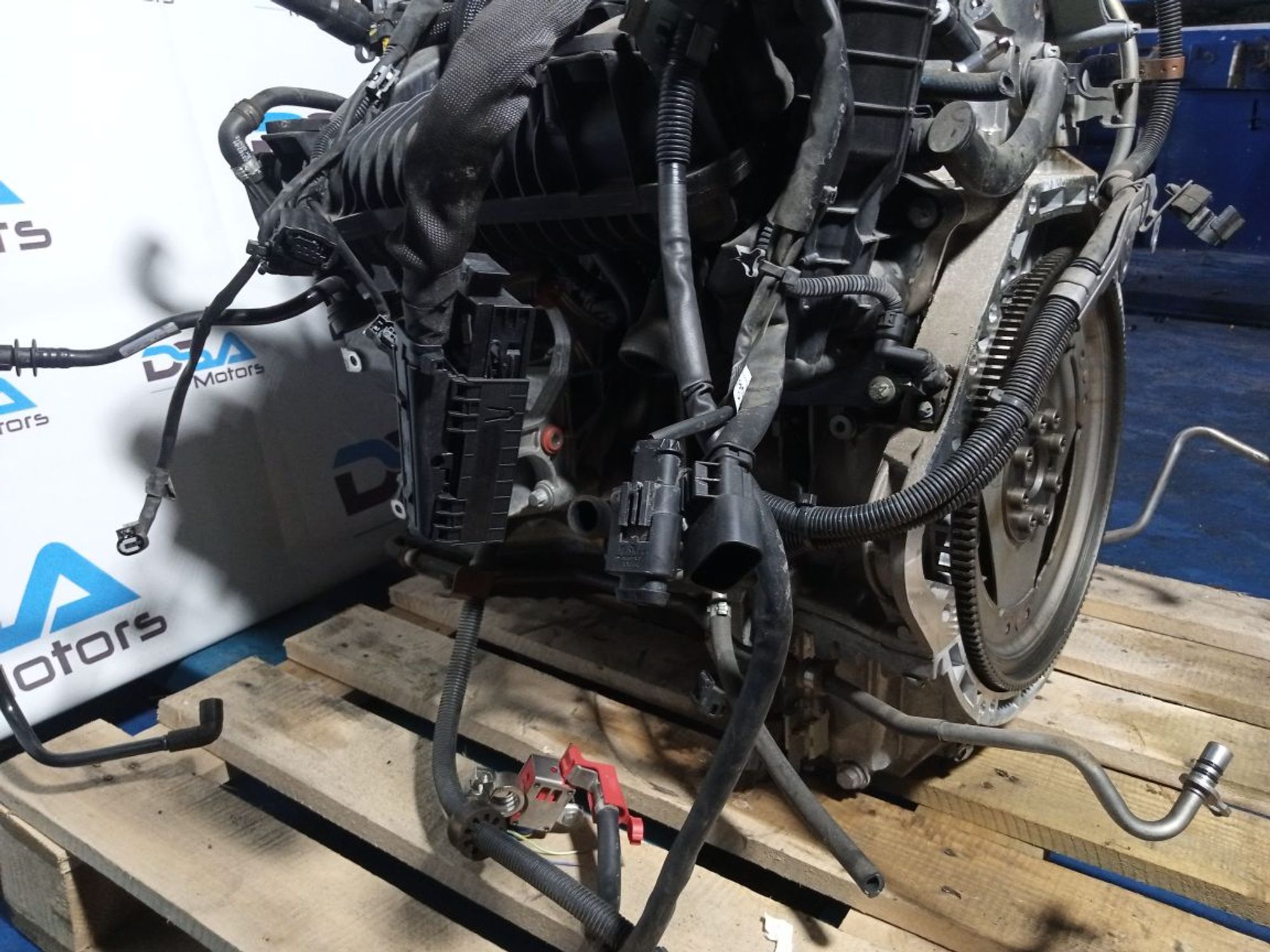 https://ycs.partsauto.market/partsauto-images/thmbs/userImages/b7628e092085f1f91467af1afb6e7630/part/eb6b34b7-f55a-41b5-9f6f-54903a60efbc_1747395534089.jpg