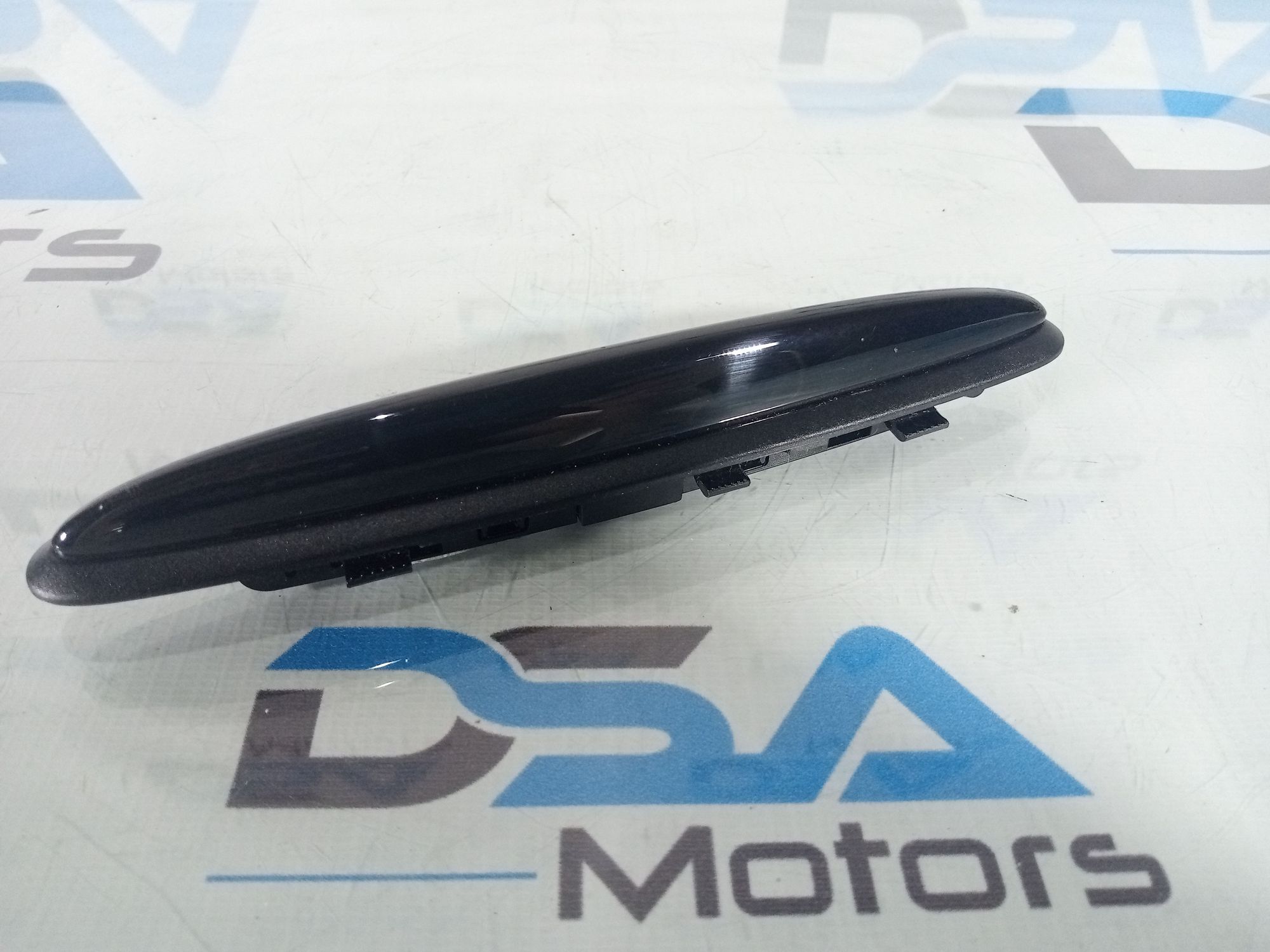 https://ycs.partsauto.market/partsauto-images/thmbs/userImages/b7628e092085f1f91467af1afb6e7630/part/eb8430be-5006-4792-8bed-74eea9df567b_1719582104481.jpg