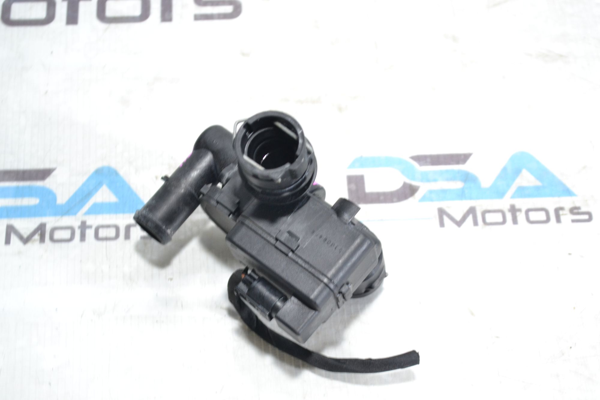 https://ycs.partsauto.market/partsauto-images/thmbs/userImages/b7628e092085f1f91467af1afb6e7630/part/ec6881ce-844f-4a38-8c3c-7832f4347e62_1780558769795.jpg