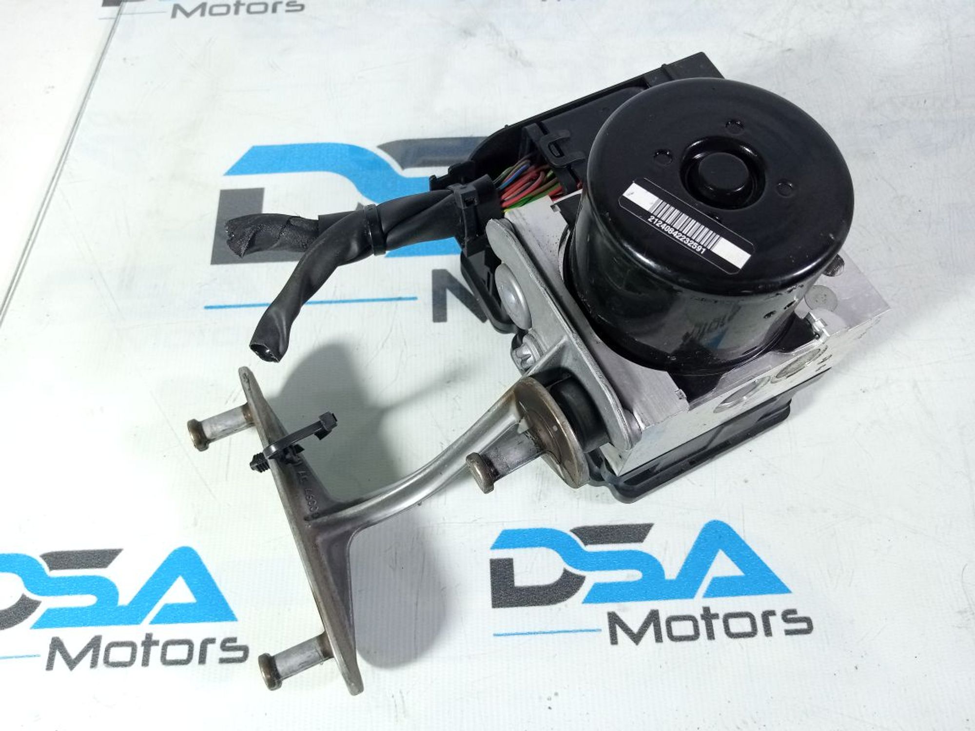 https://ycs.partsauto.market/partsauto-images/thmbs/userImages/b7628e092085f1f91467af1afb6e7630/part/ec9a20af-ffce-467d-a977-24446c6e56da_1741598702679.jpg