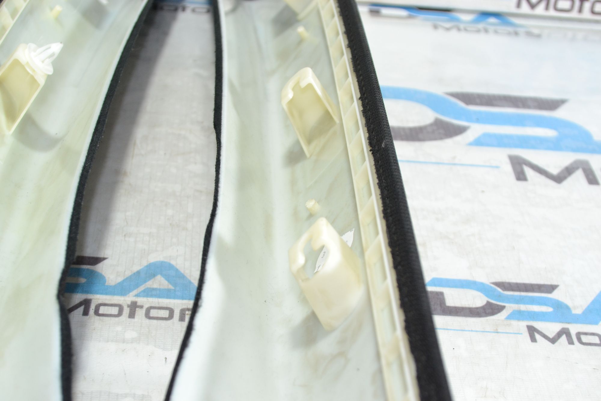 https://ycs.partsauto.market/partsauto-images/thmbs/userImages/b7628e092085f1f91467af1afb6e7630/part/eca5255f-7bfe-4657-9021-9e73a9e02bb6_1780646700808.jpg