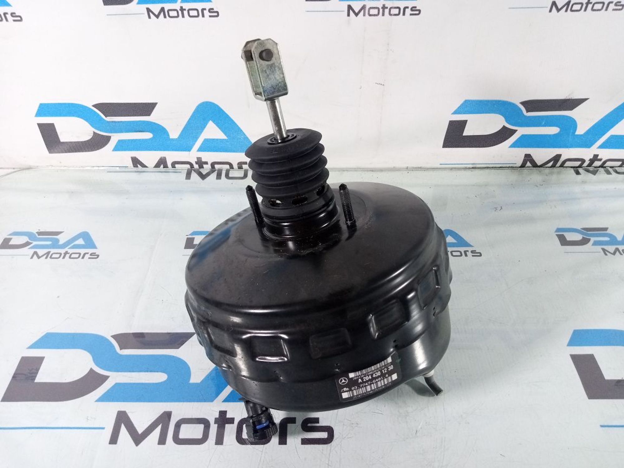 https://ycs.partsauto.market/partsauto-images/thmbs/userImages/b7628e092085f1f91467af1afb6e7630/part/ecacc4b1-8e48-4399-a628-3253b70c529b_1721980689792.jpg