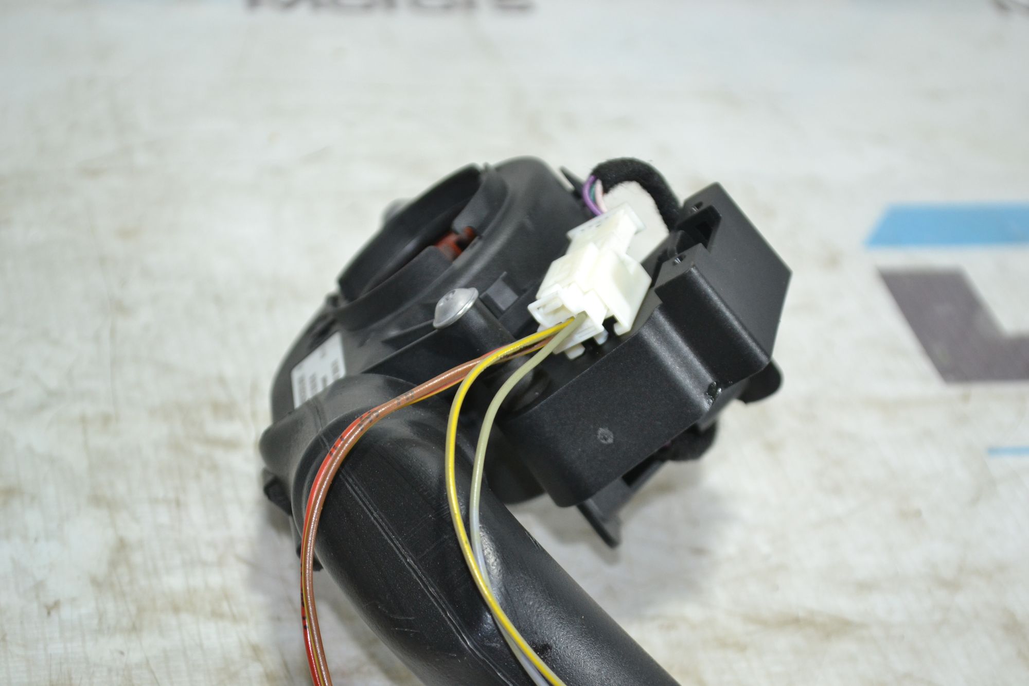 https://ycs.partsauto.market/partsauto-images/thmbs/userImages/b7628e092085f1f91467af1afb6e7630/part/ecc26f0f-c0ac-42bc-81c4-cc1a855e092a_1784805475745.jpg