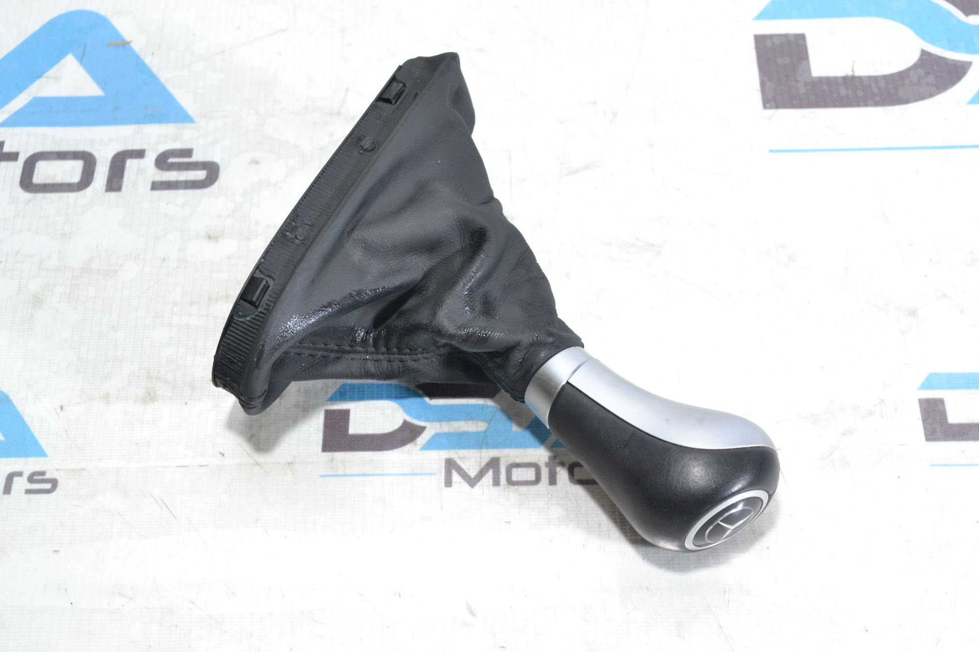 https://ycs.partsauto.market/partsauto-images/thmbs/userImages/b7628e092085f1f91467af1afb6e7630/part/ecc3914f-1ddb-471d-afdf-3f66d57ef4d7_1780469977682.jpg