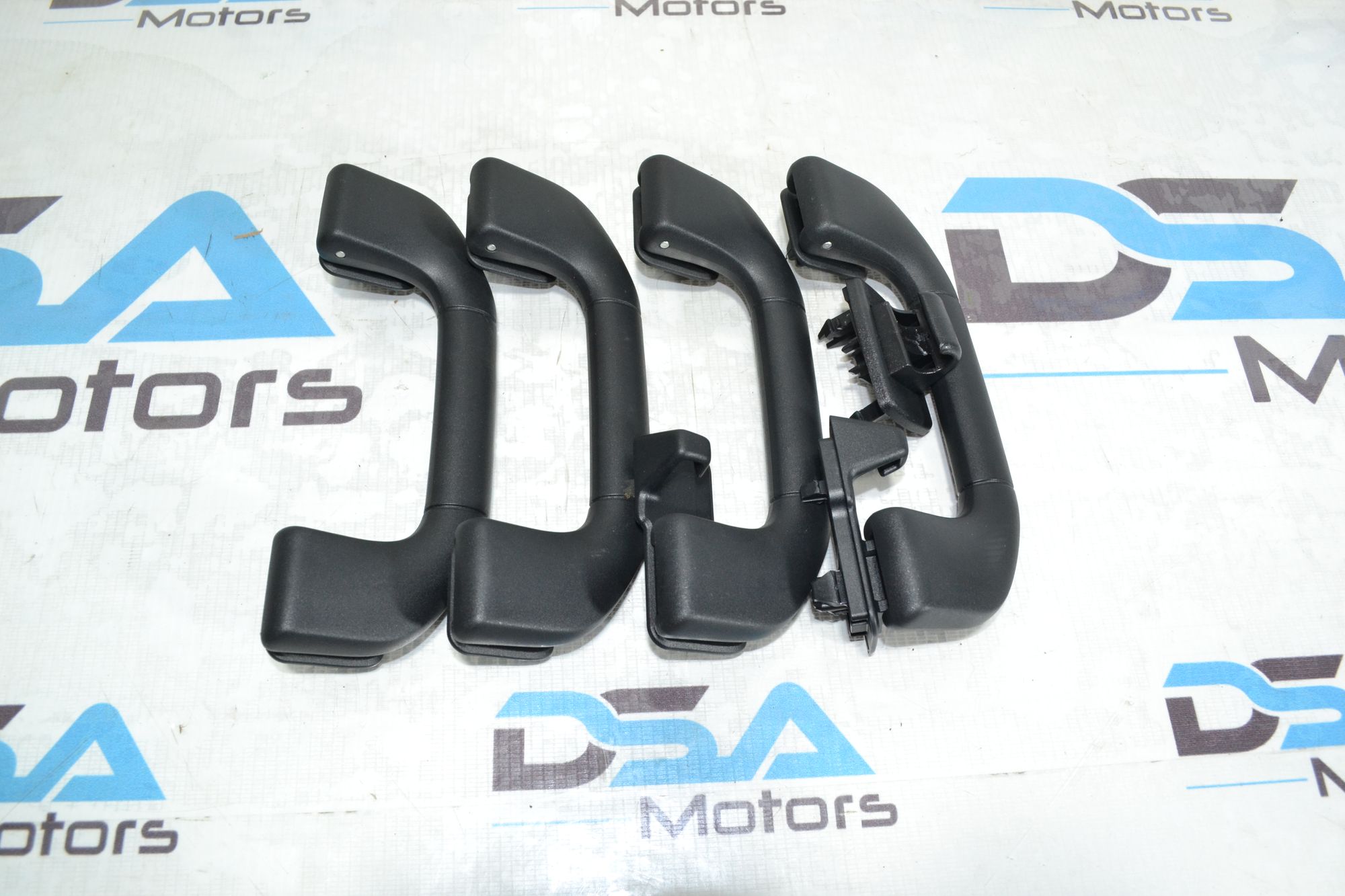 https://ycs.partsauto.market/partsauto-images/thmbs/userImages/b7628e092085f1f91467af1afb6e7630/part/edb24ea8-ad73-4769-8591-c4281b5750e1_1779276356126.jpg