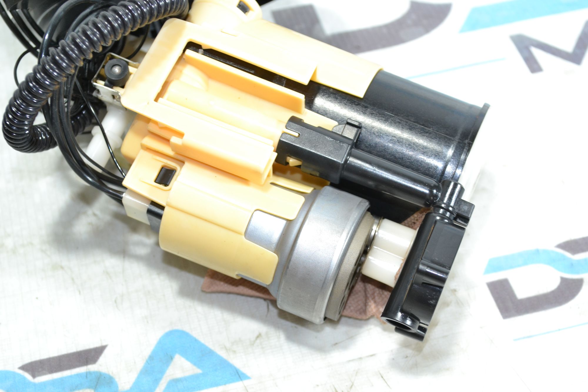 https://ycs.partsauto.market/partsauto-images/thmbs/userImages/b7628e092085f1f91467af1afb6e7630/part/edc09621-2bc0-4fda-80c6-19d6d79d952d_1783329566682.jpg