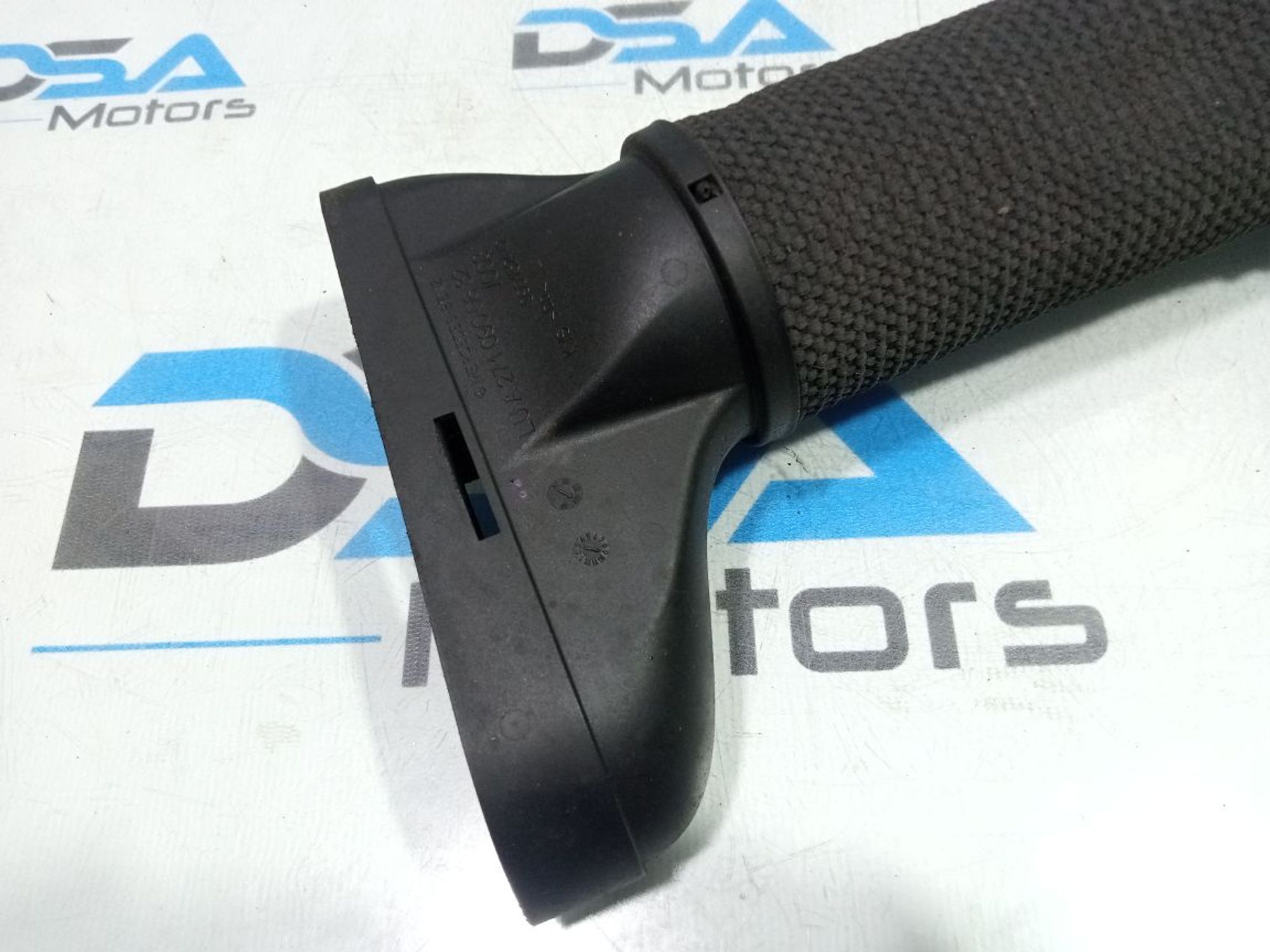 https://ycs.partsauto.market/partsauto-images/thmbs/userImages/b7628e092085f1f91467af1afb6e7630/part/ee8607d8-ac77-4263-9600-81ce2e72ea60_1749061259103.jpg