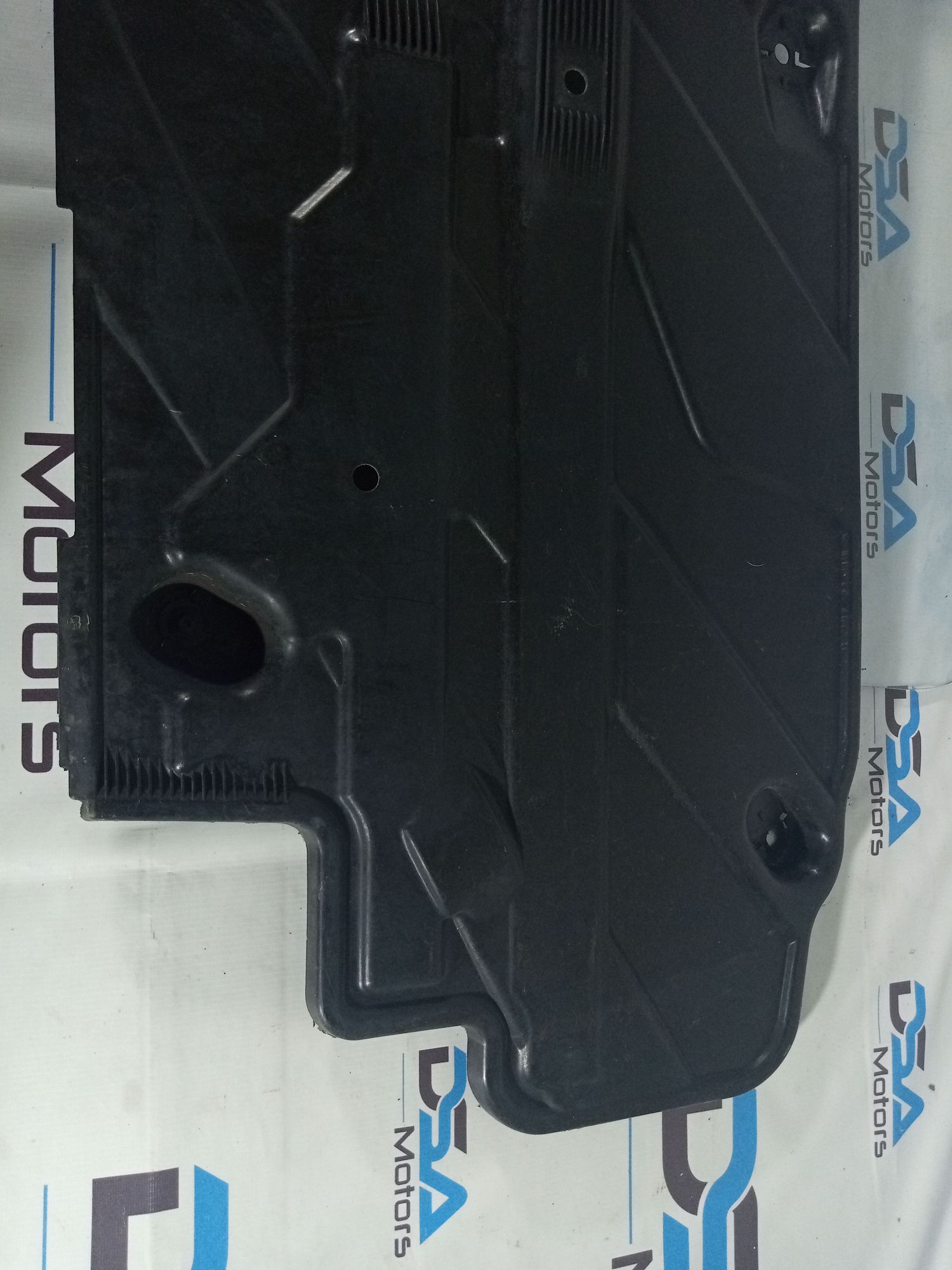 https://ycs.partsauto.market/partsauto-images/thmbs/userImages/b7628e092085f1f91467af1afb6e7630/part/eee19391-bc57-4865-9b0c-847ef34f6044_1720081603516.jpg