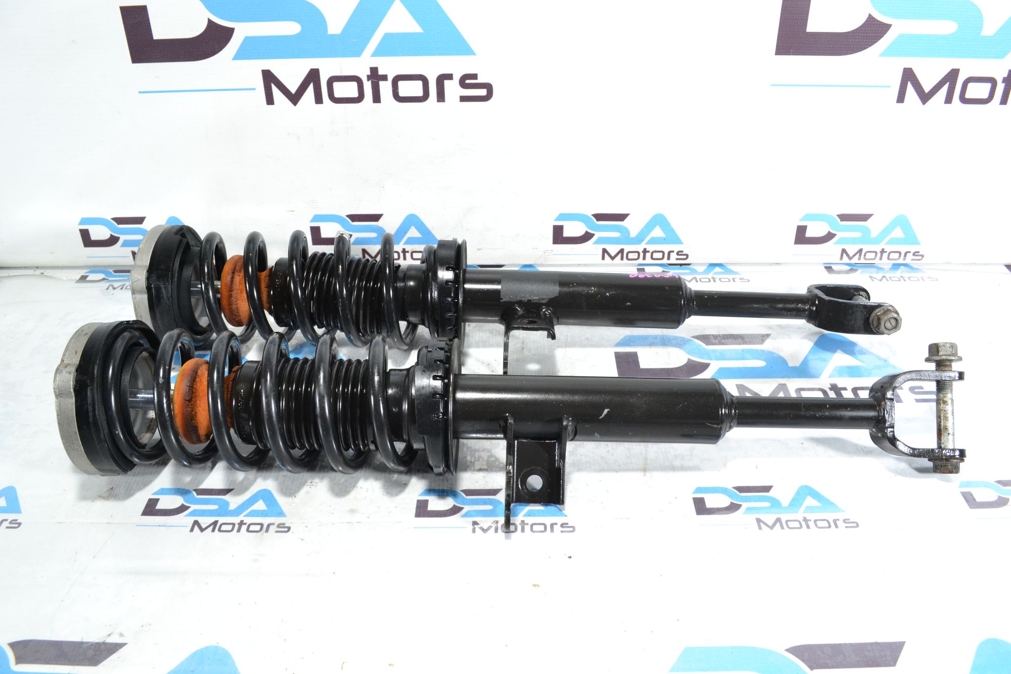 https://ycs.partsauto.market/partsauto-images/thmbs/userImages/b7628e092085f1f91467af1afb6e7630/part/ef6e49c0-8b53-416d-a265-11ca3d3adb82_1779097195187.jpg