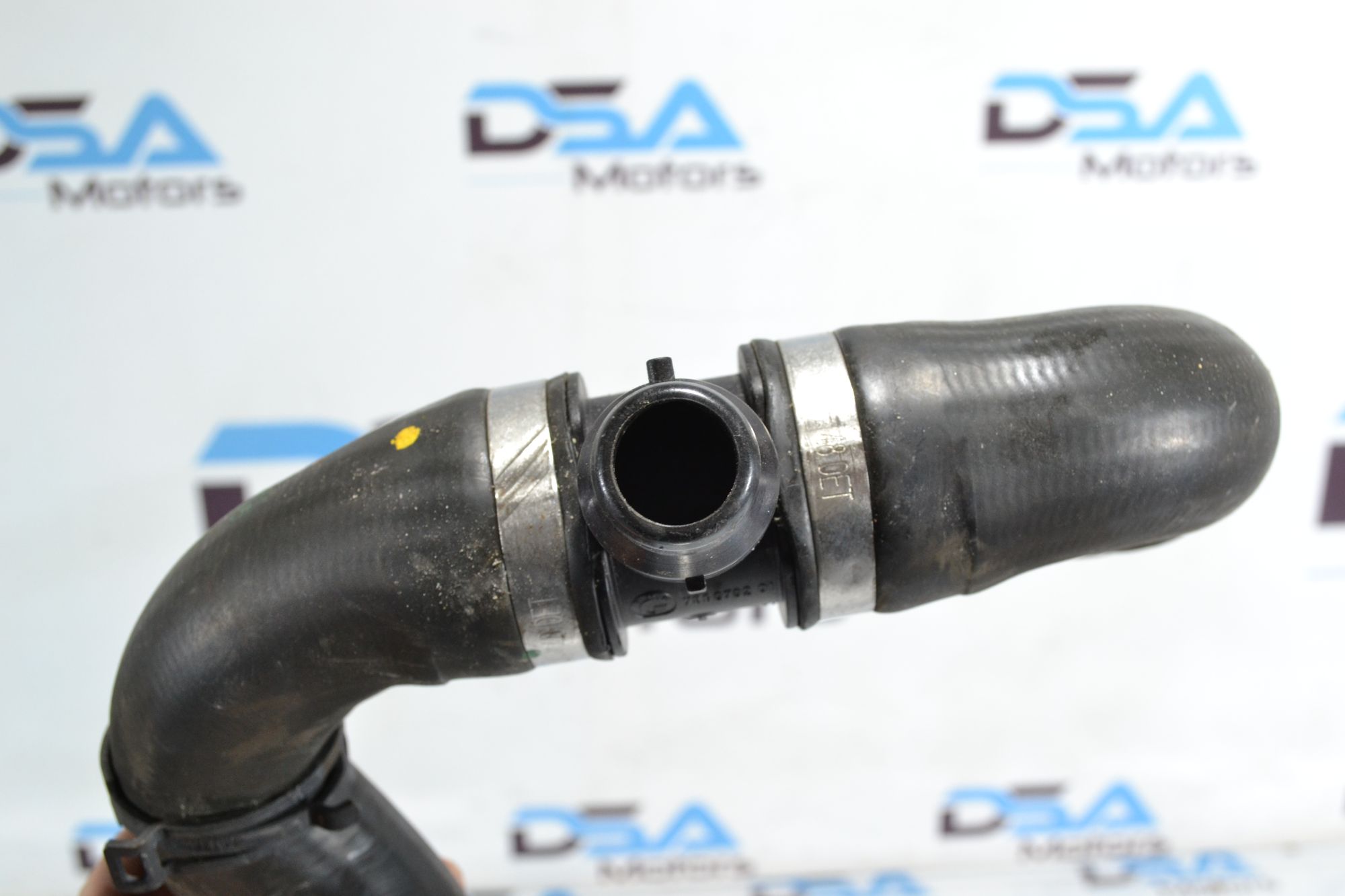 https://ycs.partsauto.market/partsauto-images/thmbs/userImages/b7628e092085f1f91467af1afb6e7630/part/f0147969-820f-496c-a0a0-33384e3ffa95_1779082728652.jpg
