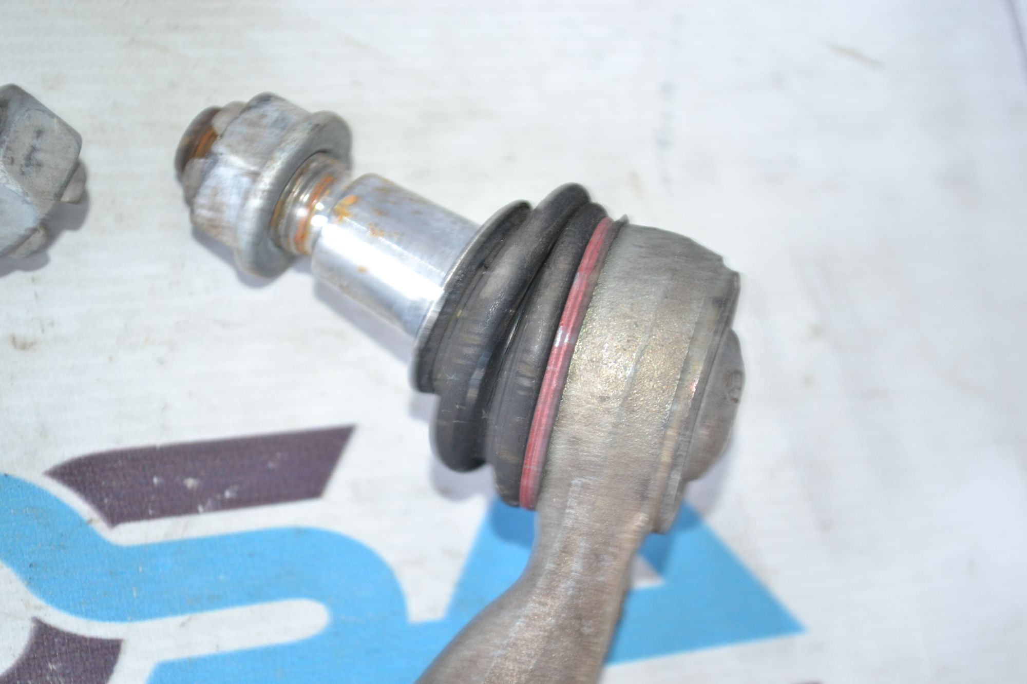 https://ycs.partsauto.market/partsauto-images/thmbs/userImages/b7628e092085f1f91467af1afb6e7630/part/f0578b0f-0d42-41fa-ab07-11d1a07b67e9_1785326901217.jpg