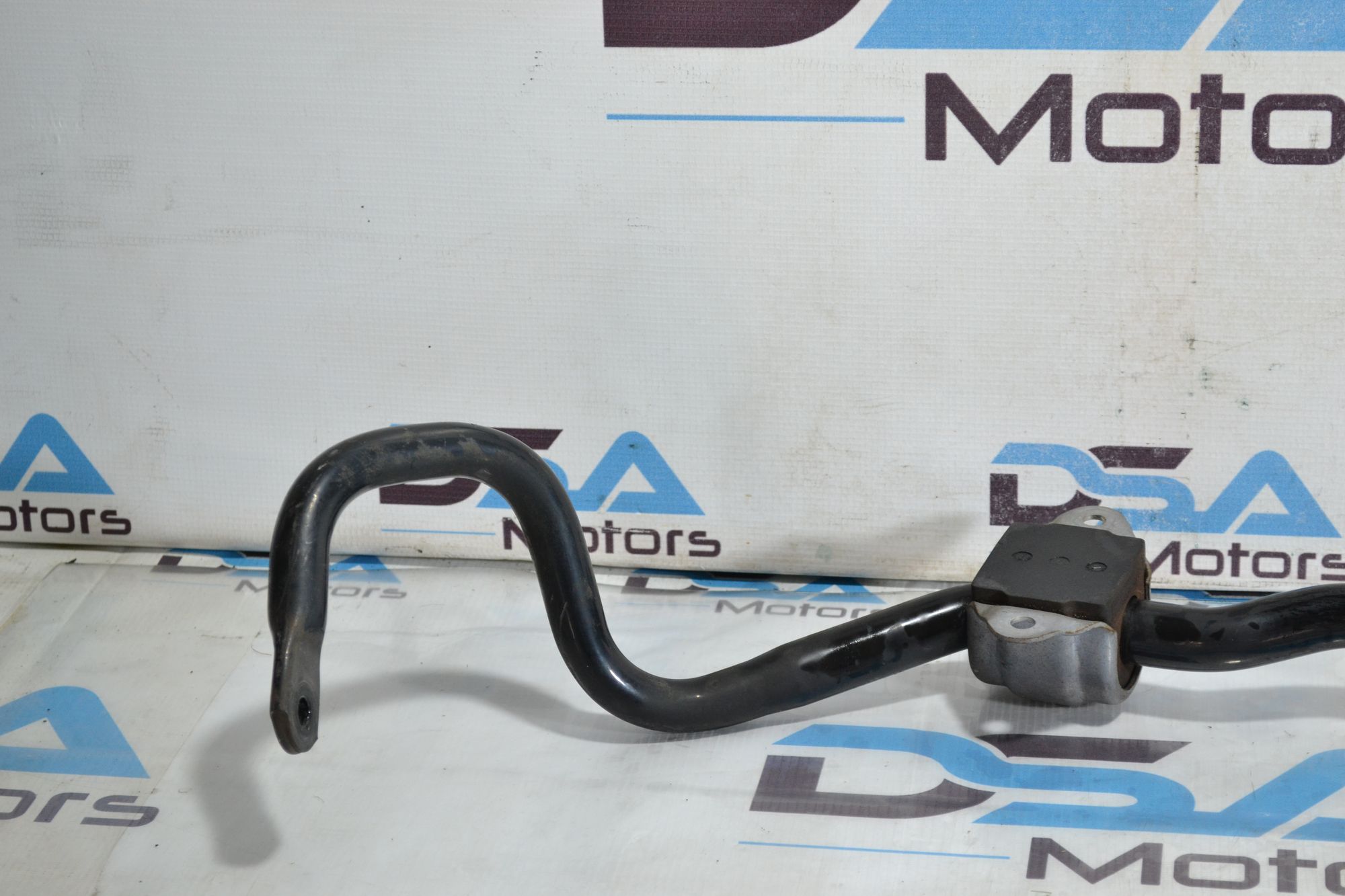 https://ycs.partsauto.market/partsauto-images/thmbs/userImages/b7628e092085f1f91467af1afb6e7630/part/f0954fa9-206f-47bc-aaf3-37a642cb7780_1781503672313.jpg