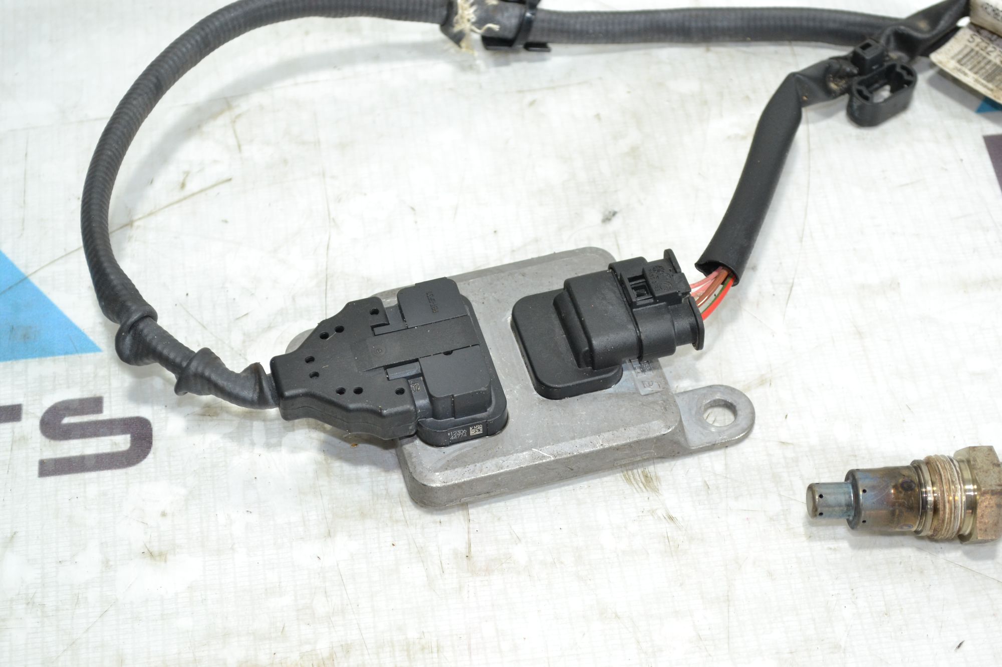 https://ycs.partsauto.market/partsauto-images/thmbs/userImages/b7628e092085f1f91467af1afb6e7630/part/f0b46b38-e046-45a9-ad44-0186593afb87_1783404657077.jpg