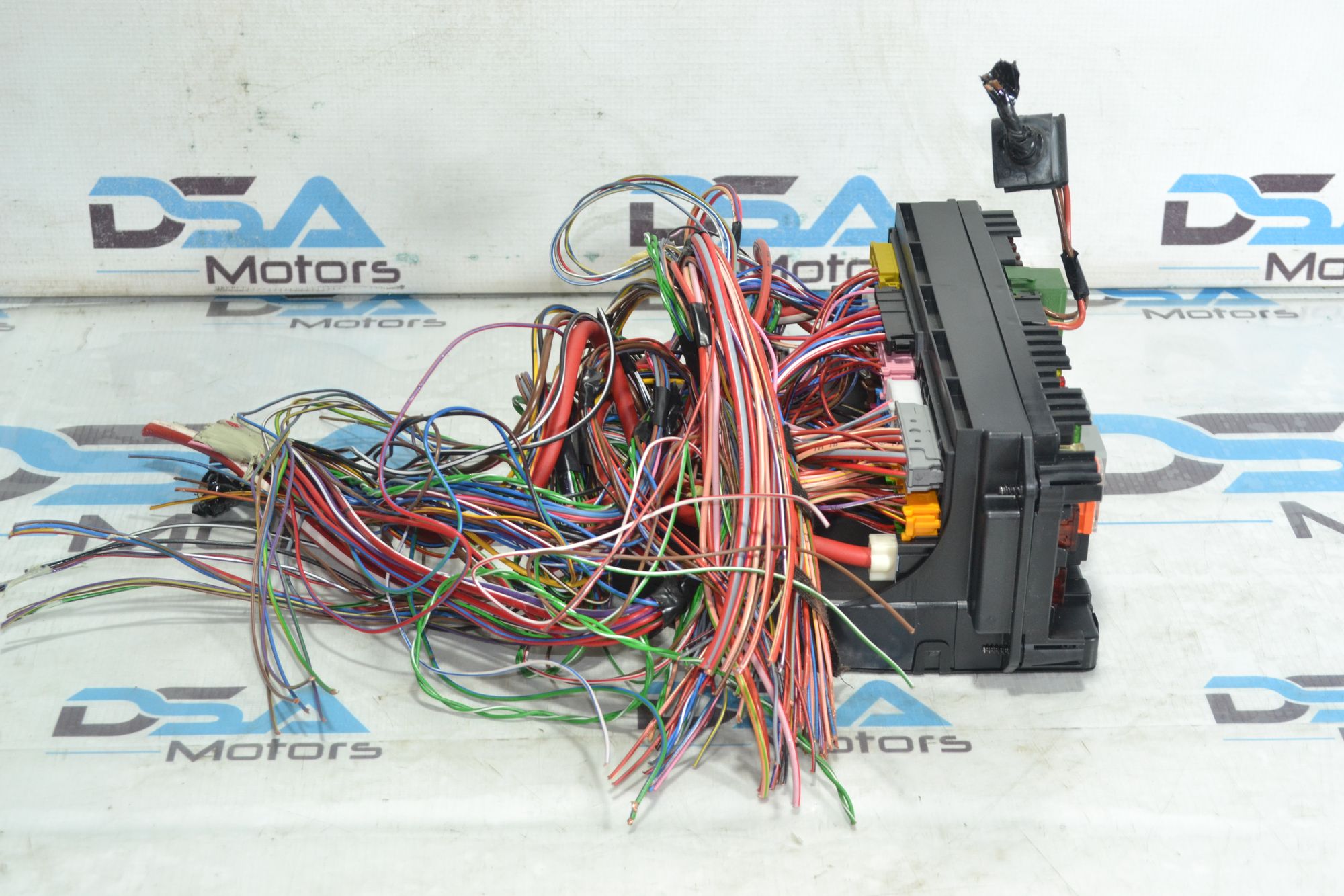 https://ycs.partsauto.market/partsauto-images/thmbs/userImages/b7628e092085f1f91467af1afb6e7630/part/f167bed9-8cec-4cc6-991d-daa413d5aad6_1781247422387.jpg
