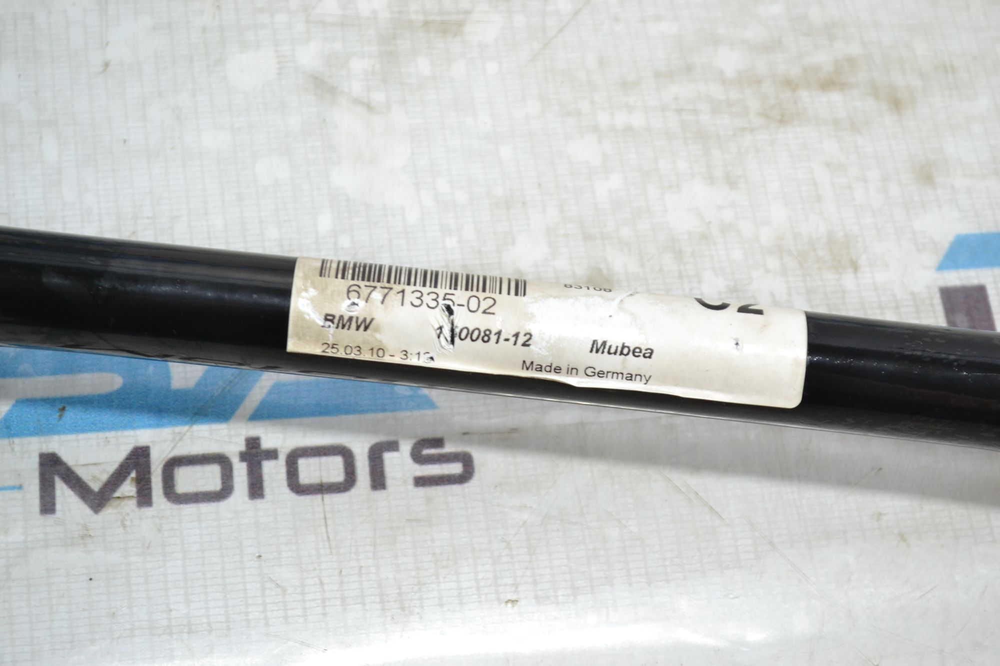 https://ycs.partsauto.market/partsauto-images/thmbs/userImages/b7628e092085f1f91467af1afb6e7630/part/f174544f-209e-4124-9ab0-492701d23ceb_1781503674643.jpg