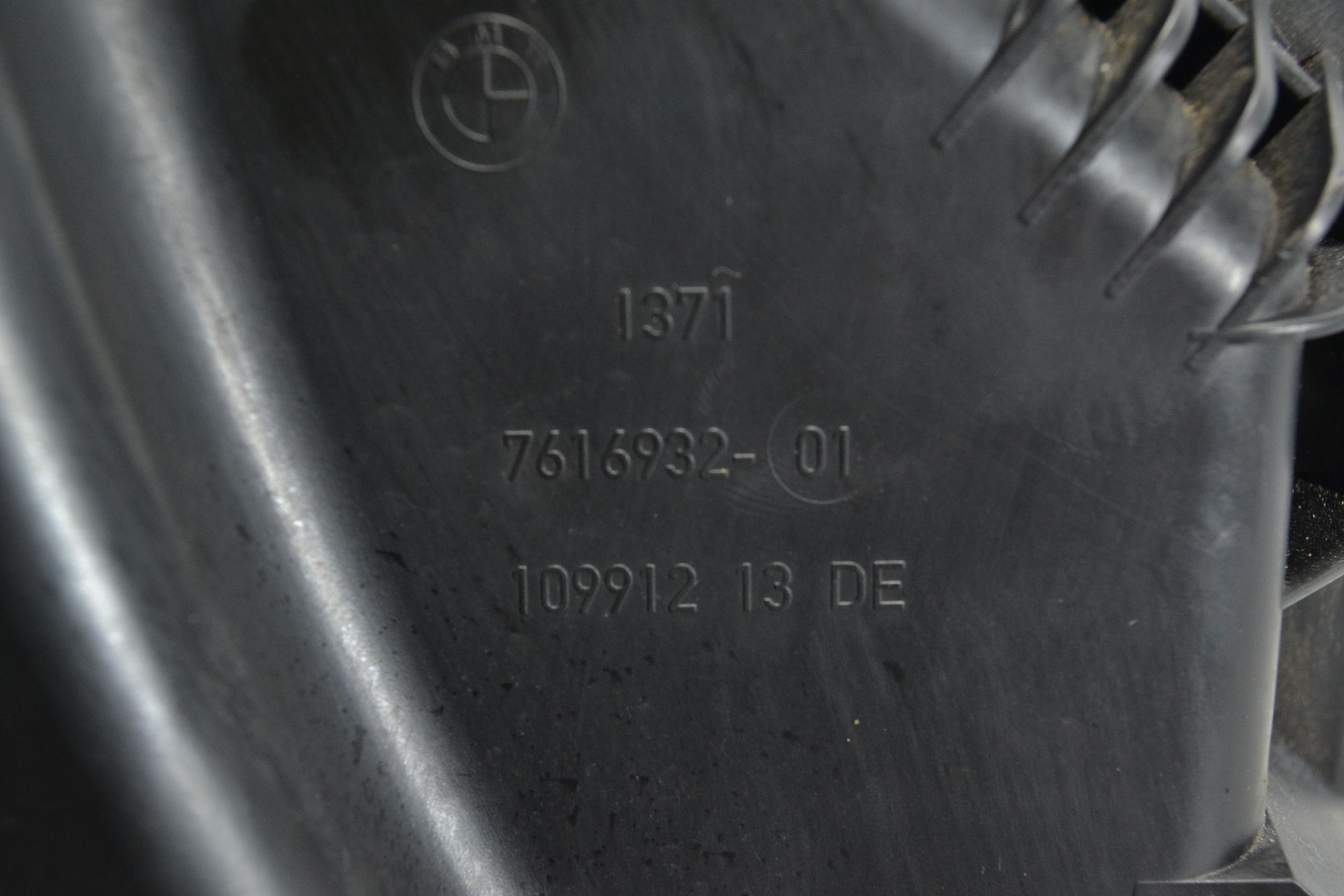 https://ycs.partsauto.market/partsauto-images/thmbs/userImages/b7628e092085f1f91467af1afb6e7630/part/f18acb57-b81c-4ba5-908a-29432f78ab1a_1780410345779.jpg
