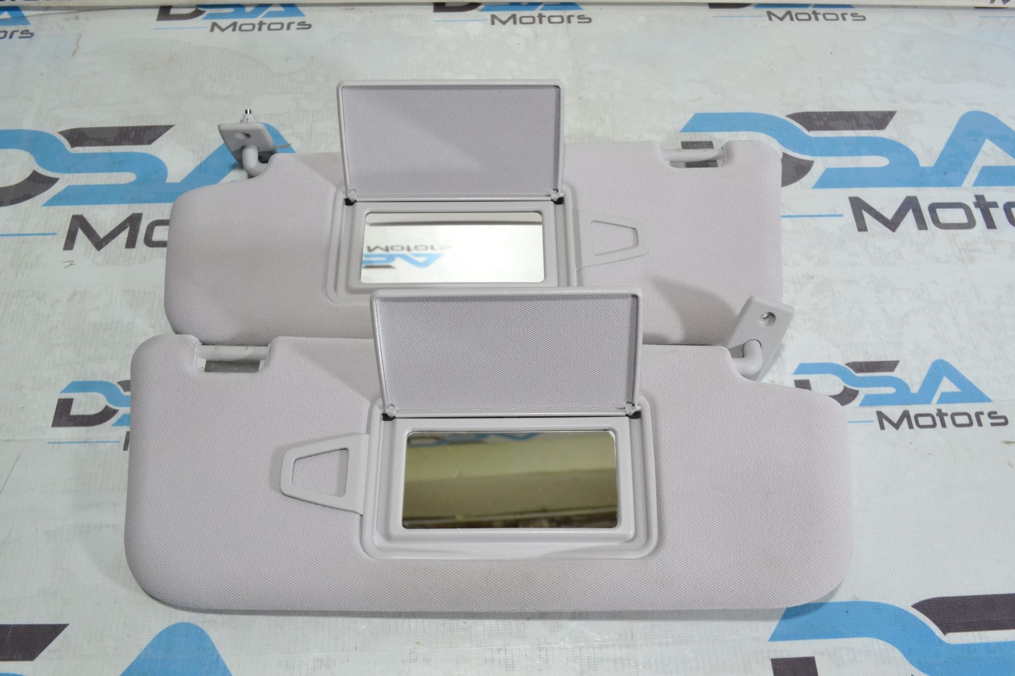 https://ycs.partsauto.market/partsauto-images/thmbs/userImages/b7628e092085f1f91467af1afb6e7630/part/f192838f-e72f-4e54-9294-7381d0e43869_1779347868146.jpg