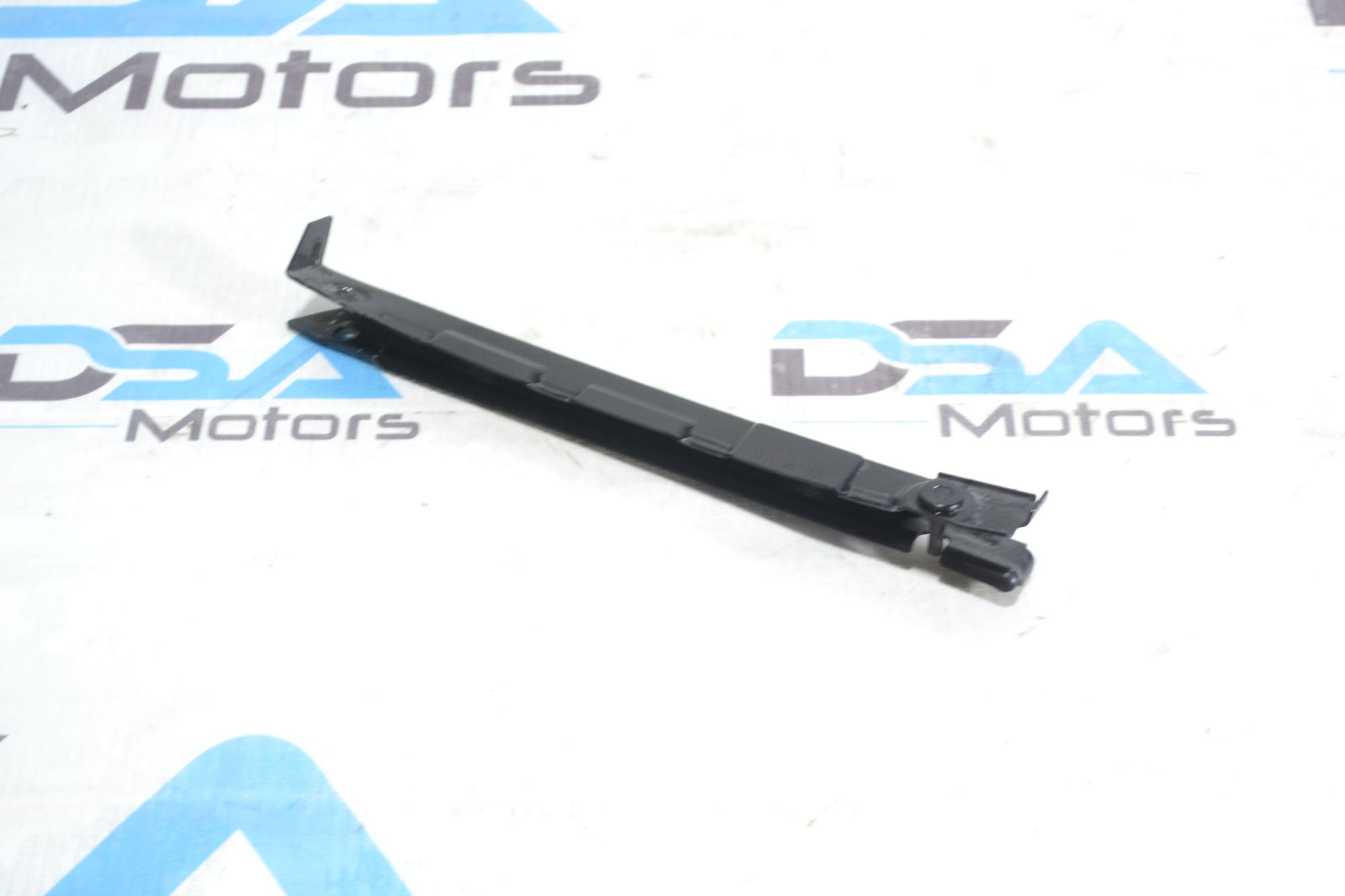 https://ycs.partsauto.market/partsauto-images/thmbs/userImages/b7628e092085f1f91467af1afb6e7630/part/f1b15d7e-a47a-4e19-86cf-0f17f06bc87d_1781075609492.jpg