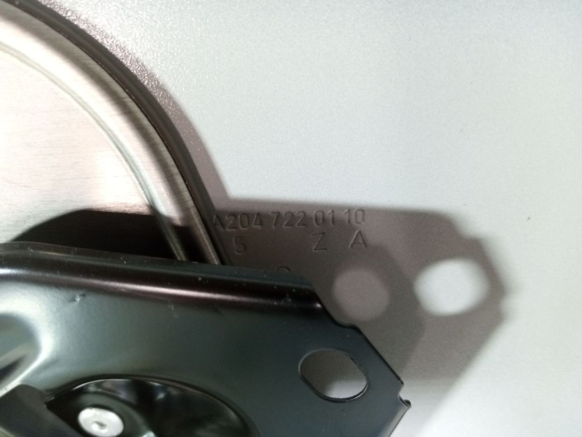 https://ycs.partsauto.market/partsauto-images/thmbs/userImages/b7628e092085f1f91467af1afb6e7630/part/f1e6bf19-d663-4643-98b8-ef1f5b75e707_1741333506945.jpg
