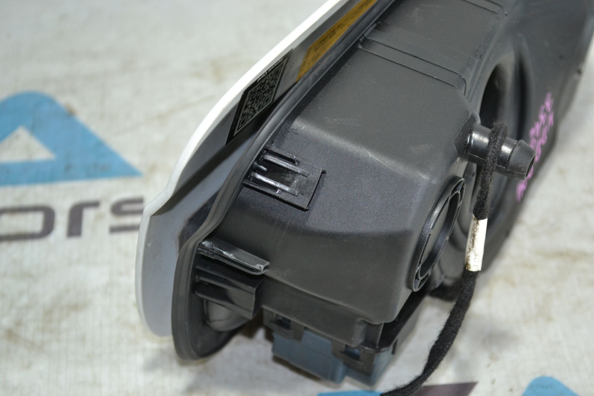 https://ycs.partsauto.market/partsauto-images/thmbs/userImages/b7628e092085f1f91467af1afb6e7630/part/f1ea1fed-b831-4a57-9297-fd6ca13661bb_1784032211097.jpg