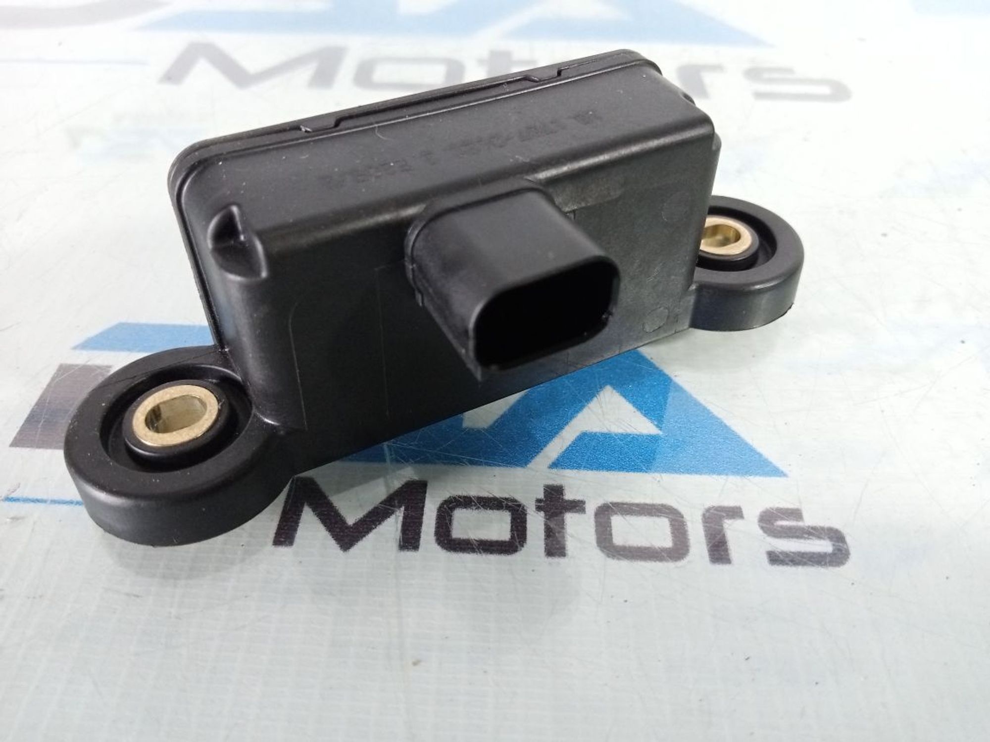 https://ycs.partsauto.market/partsauto-images/thmbs/userImages/b7628e092085f1f91467af1afb6e7630/part/f20f4c92-834e-44cb-9993-9e1d8c4a87e7_1733852438671.jpg