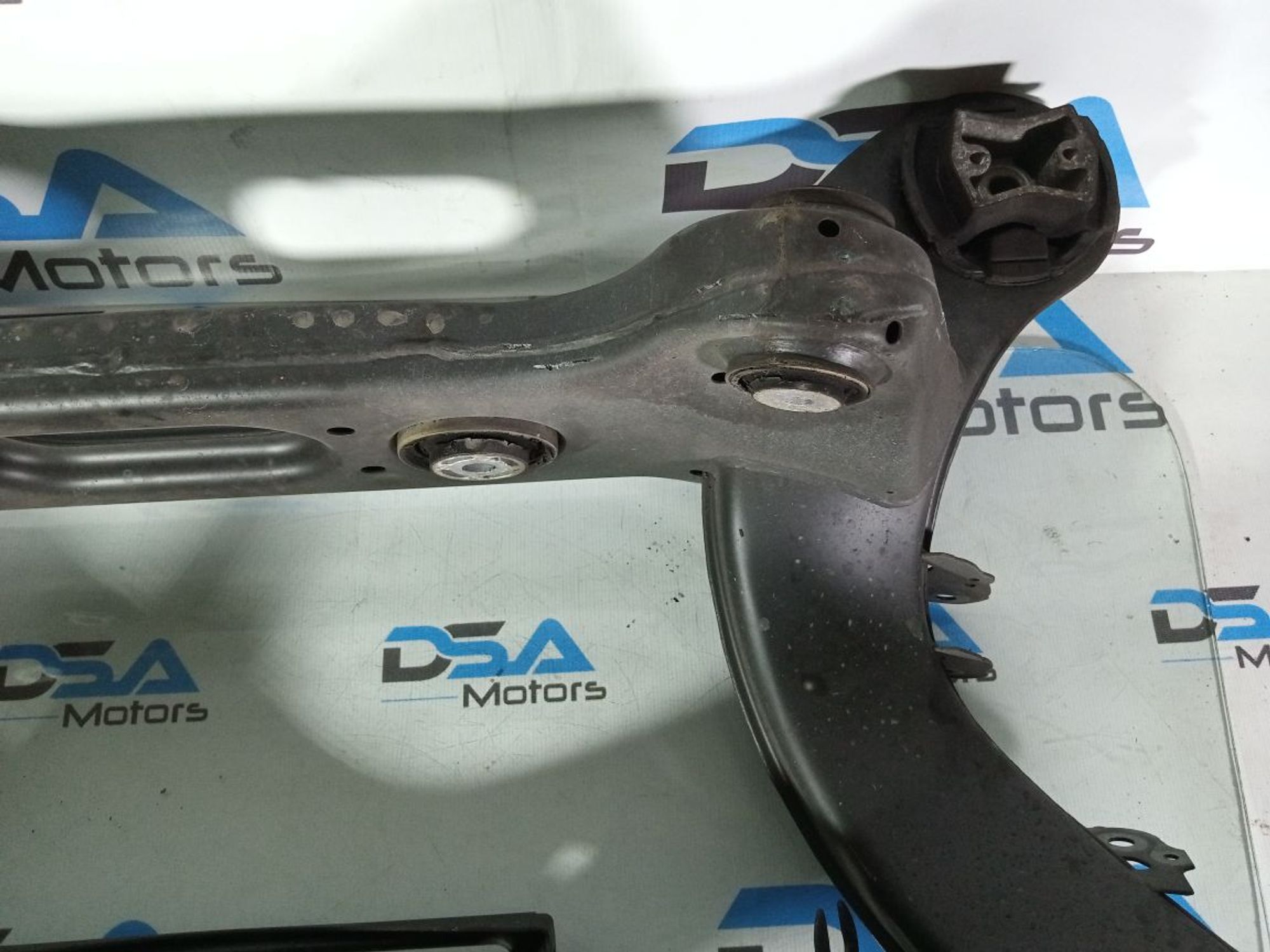 https://ycs.partsauto.market/partsauto-images/thmbs/userImages/b7628e092085f1f91467af1afb6e7630/part/f222a429-5621-42b7-81ee-cc4819ed8c7b_1747121865105.jpg