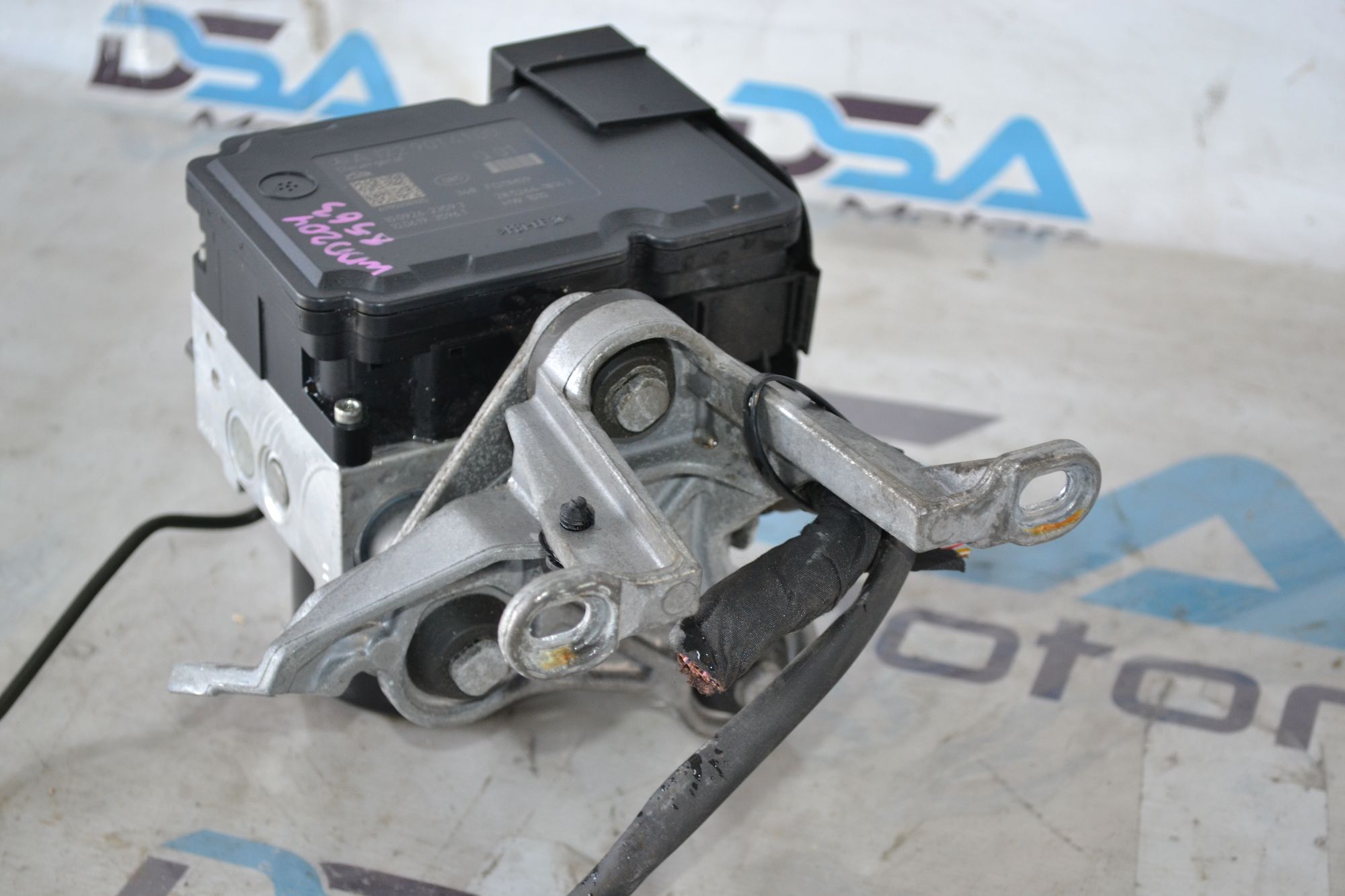 https://ycs.partsauto.market/partsauto-images/thmbs/userImages/b7628e092085f1f91467af1afb6e7630/part/f238d111-a05c-40ff-832f-0bf9414465df_1785420431949.jpg