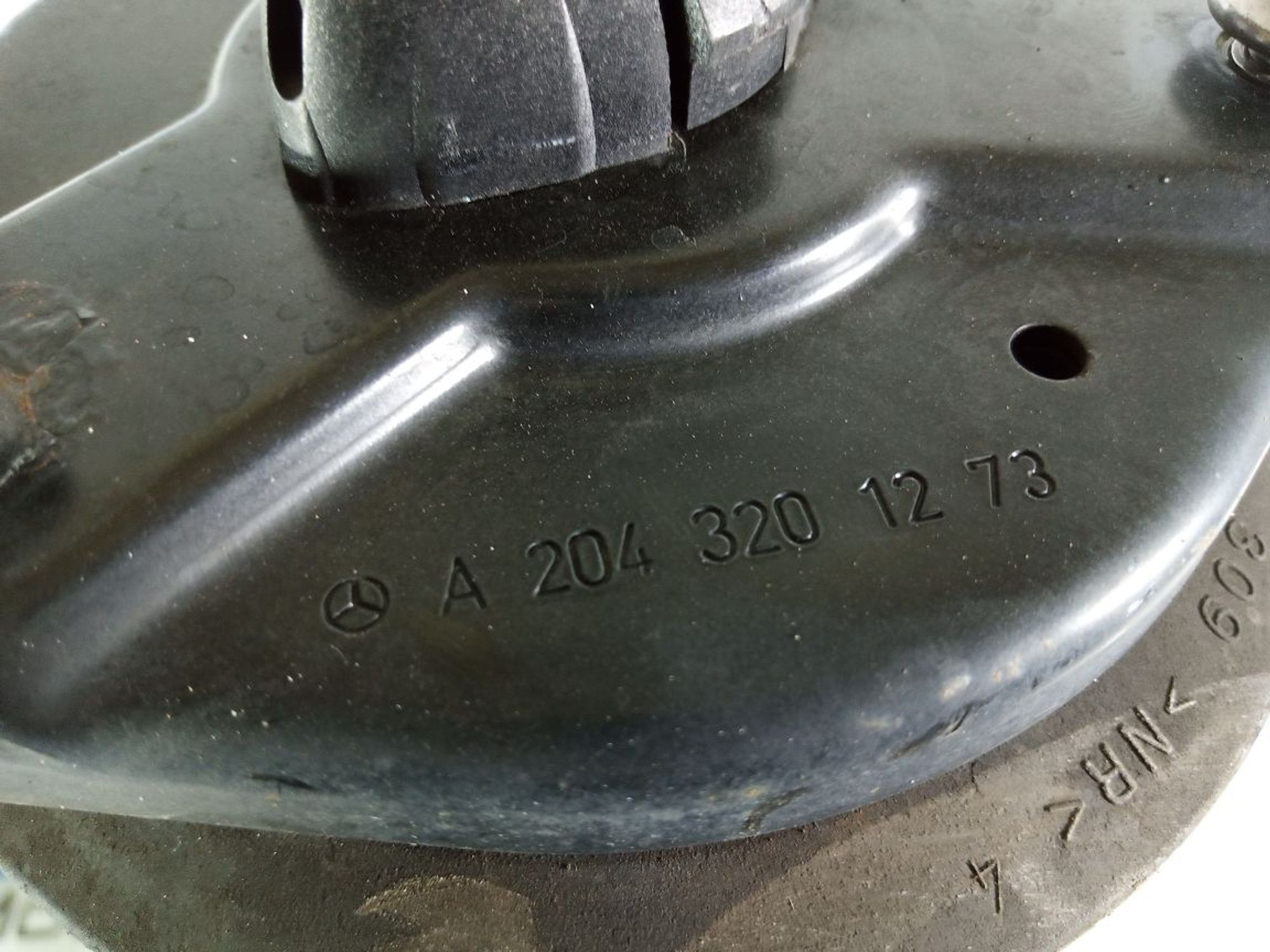 https://ycs.partsauto.market/partsauto-images/thmbs/userImages/b7628e092085f1f91467af1afb6e7630/part/f28db2eb-7329-4bcd-a499-adad240d48cc_1741932567937.jpg