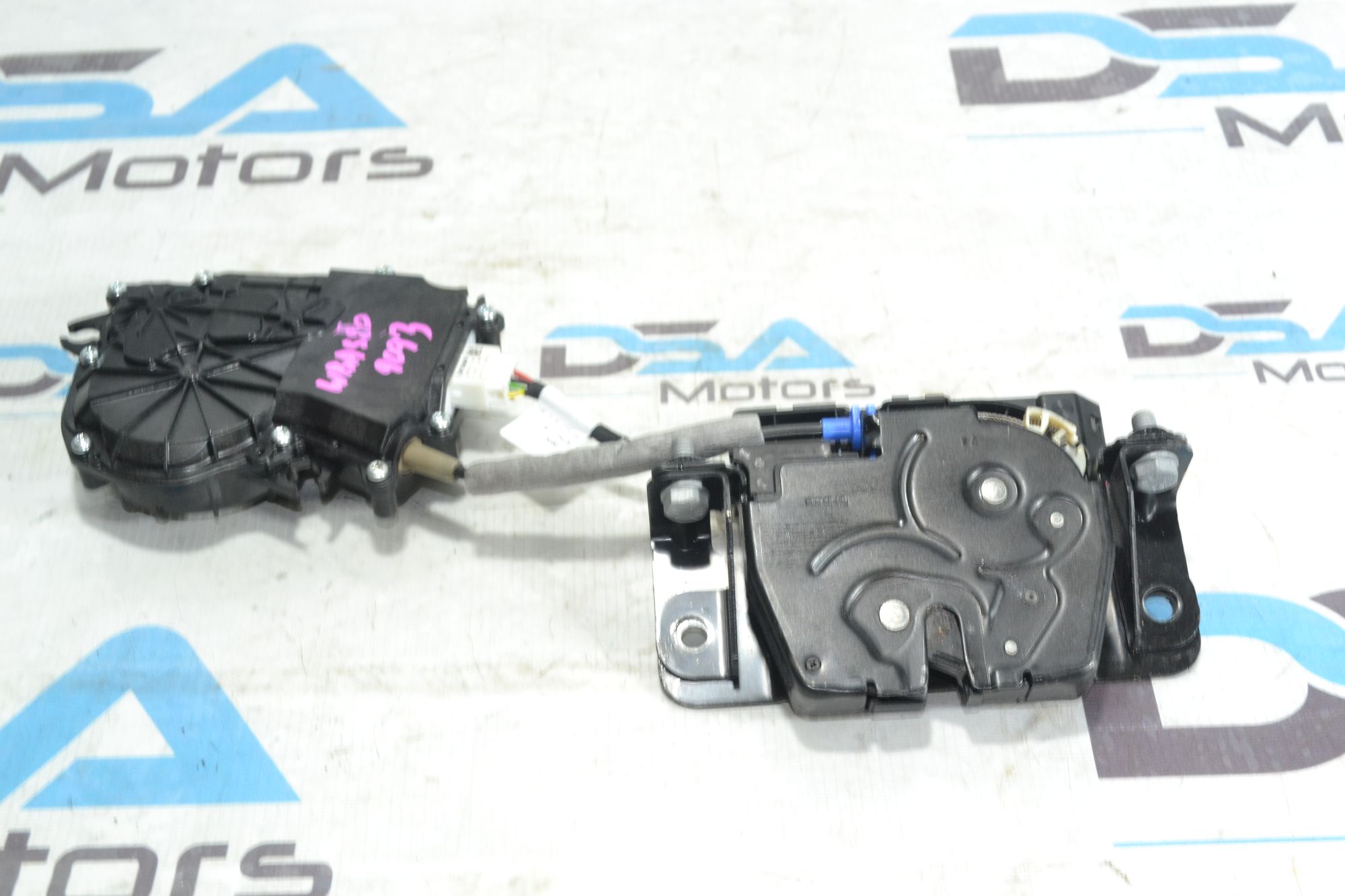 https://ycs.partsauto.market/partsauto-images/thmbs/userImages/b7628e092085f1f91467af1afb6e7630/part/f2bc30a9-c866-4eb8-bc3e-72451e187cf7_1781093003830.jpg