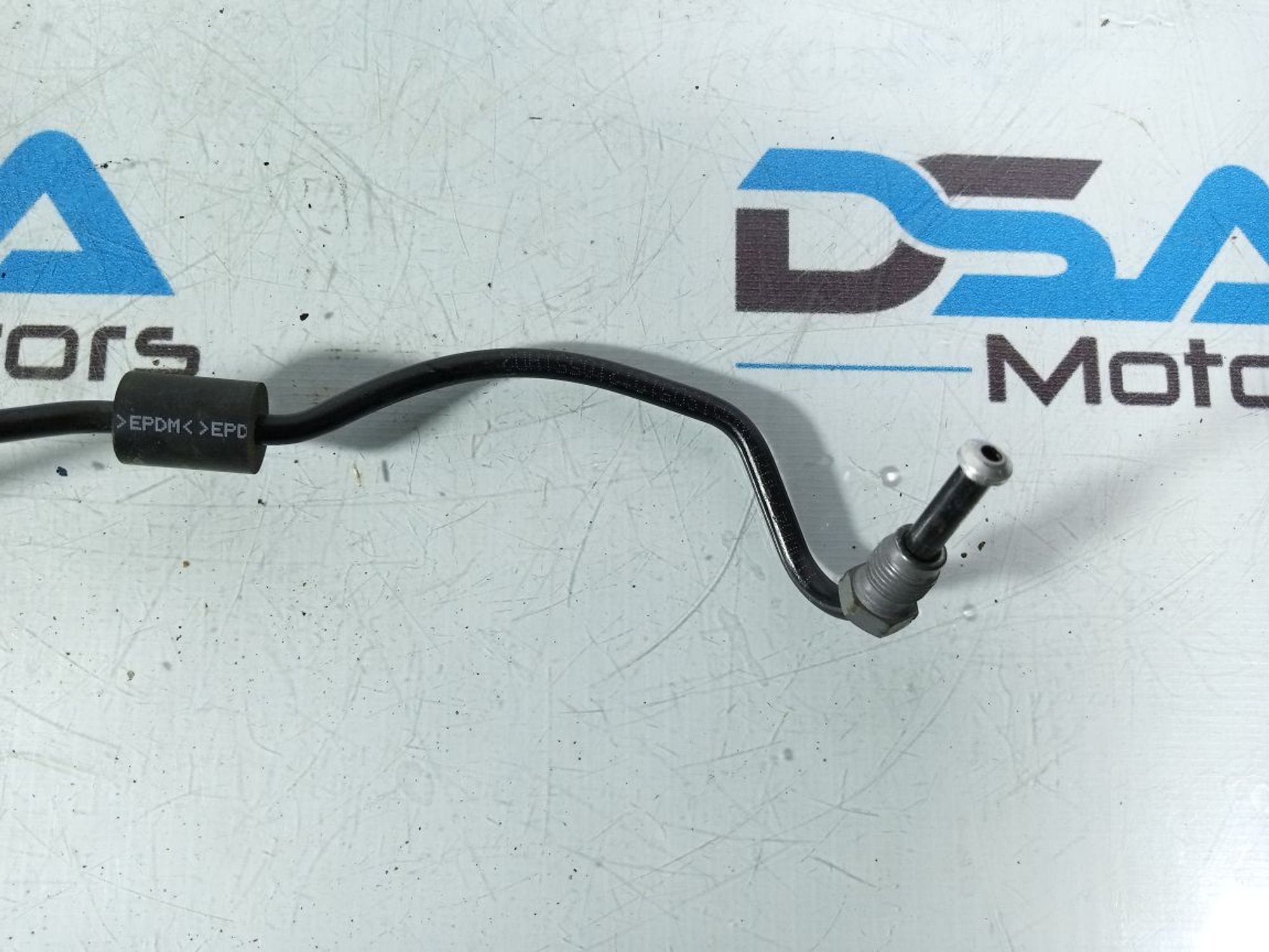 https://ycs.partsauto.market/partsauto-images/thmbs/userImages/b7628e092085f1f91467af1afb6e7630/part/f2d02950-8ba5-47ef-a43a-a80f9d6ce184_1737191413841.jpg