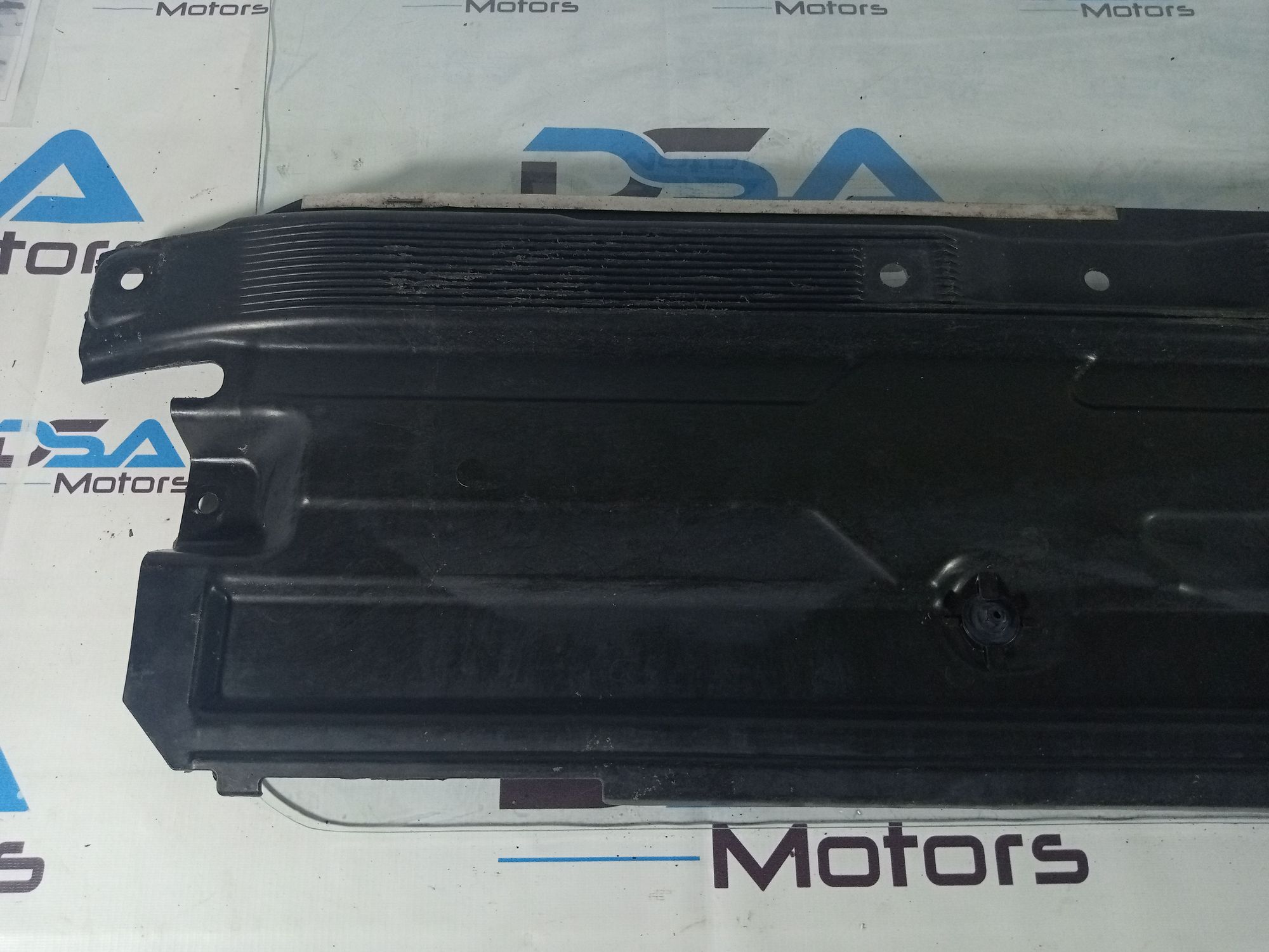 https://ycs.partsauto.market/partsauto-images/thmbs/userImages/b7628e092085f1f91467af1afb6e7630/part/f316cb23-aa39-4493-895c-522a5d73b894_1720081626363.jpg