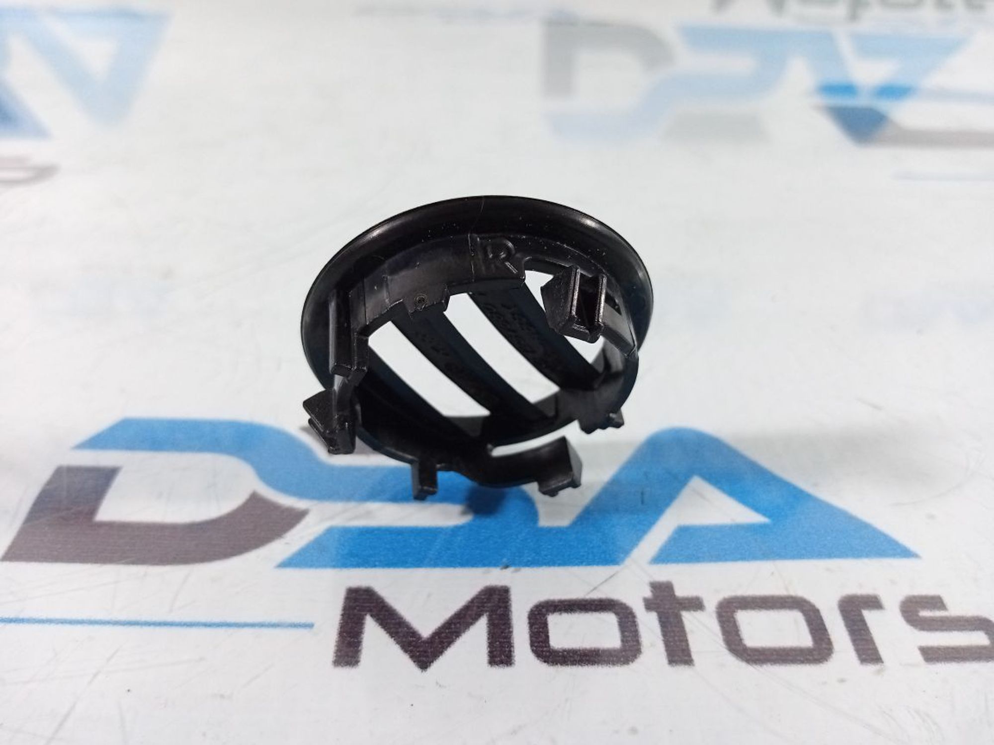 https://ycs.partsauto.market/partsauto-images/thmbs/userImages/b7628e092085f1f91467af1afb6e7630/part/f360ab78-249b-44d5-8094-e0e1b275853a_1721638711720.jpg