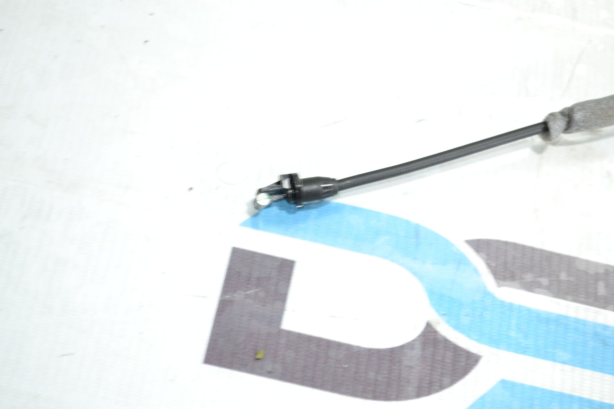 https://ycs.partsauto.market/partsauto-images/thmbs/userImages/b7628e092085f1f91467af1afb6e7630/part/f36c77d0-925f-44e7-8056-5734dc209965_1780912516806.jpg