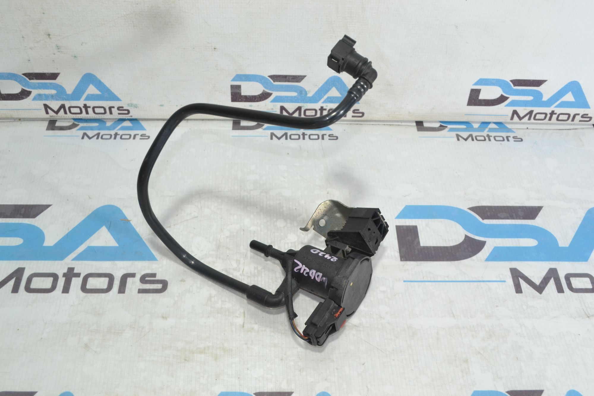 https://ycs.partsauto.market/partsauto-images/thmbs/userImages/b7628e092085f1f91467af1afb6e7630/part/f38a204e-3f43-417b-8774-41b08c3eedc1_1781252353444.jpg