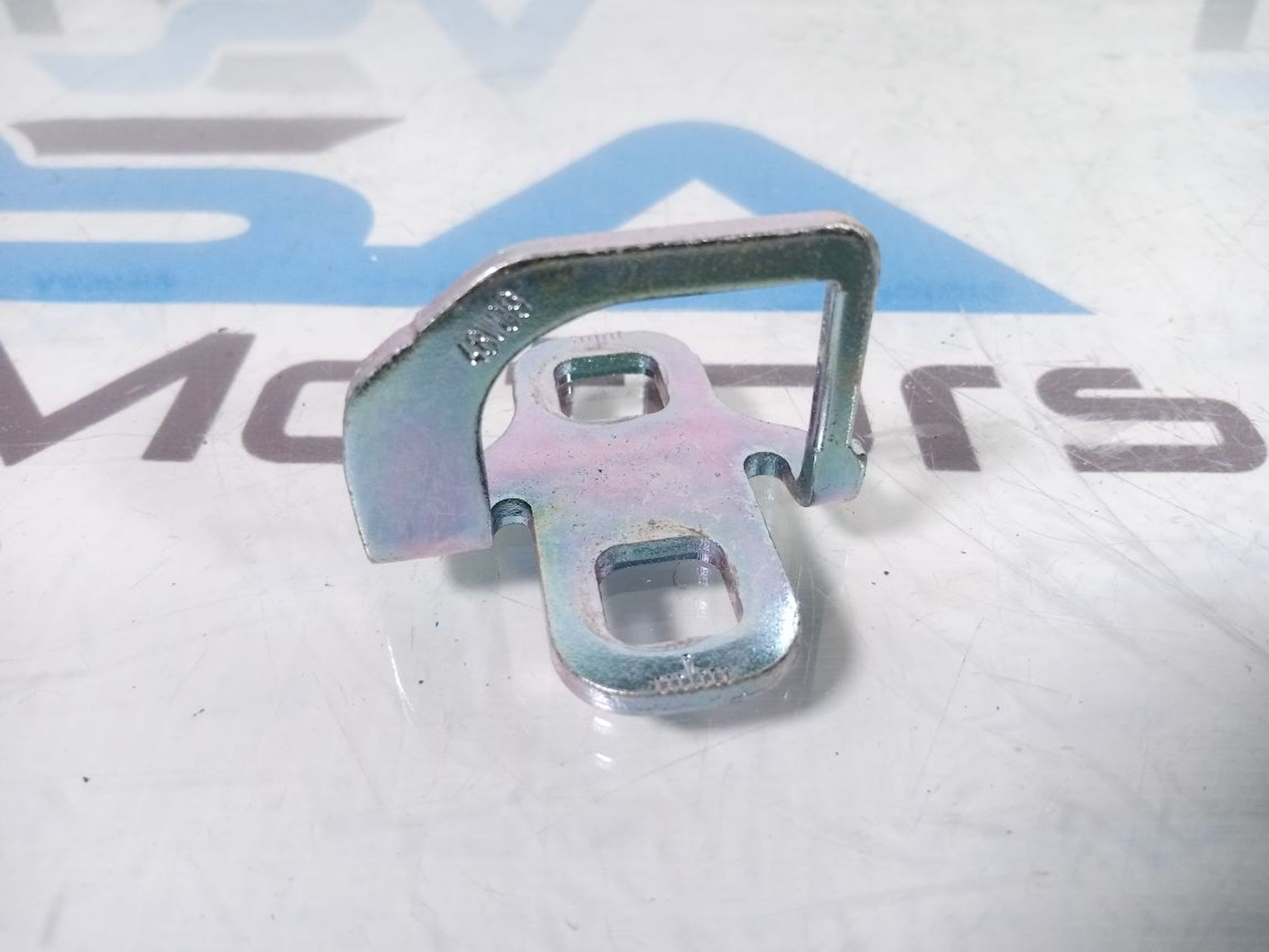 https://ycs.partsauto.market/partsauto-images/thmbs/userImages/b7628e092085f1f91467af1afb6e7630/part/f3f5c2b9-b7f8-4035-9f39-0261d1a40fcb_1729694568371.jpg