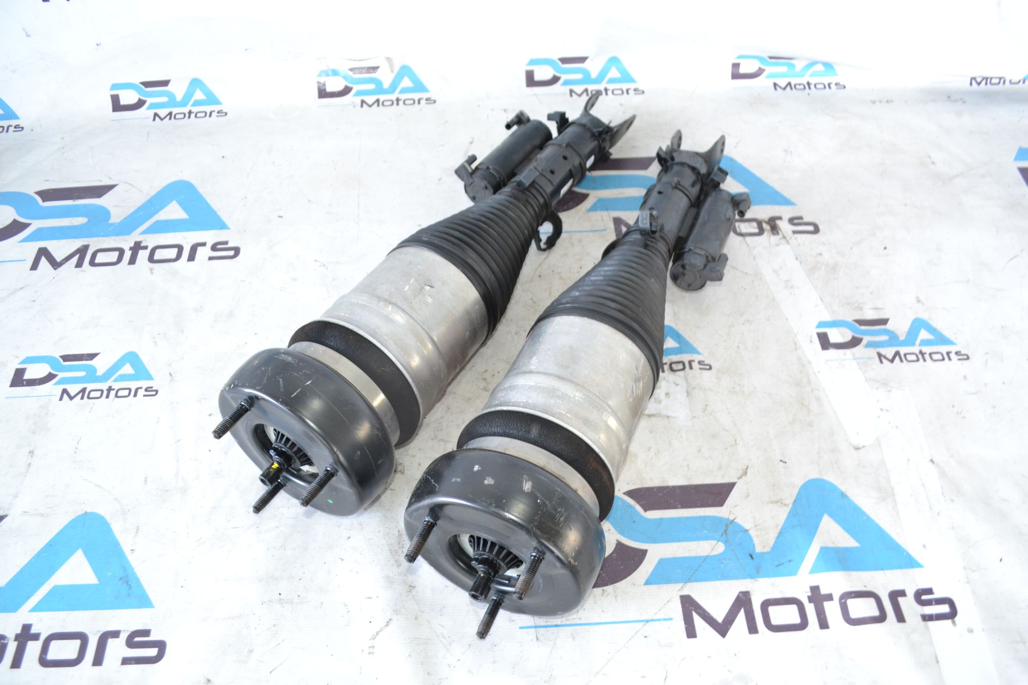https://ycs.partsauto.market/partsauto-images/thmbs/userImages/b7628e092085f1f91467af1afb6e7630/part/f42949db-a503-43d7-a5a9-187068b72bc7_1785154539606.jpg