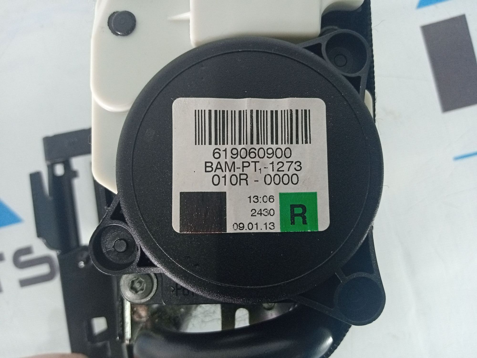 https://ycs.partsauto.market/partsauto-images/thmbs/userImages/b7628e092085f1f91467af1afb6e7630/part/f47fbcdf-2d80-44ec-a0cd-23d483d1ac42_1719578195011.jpg