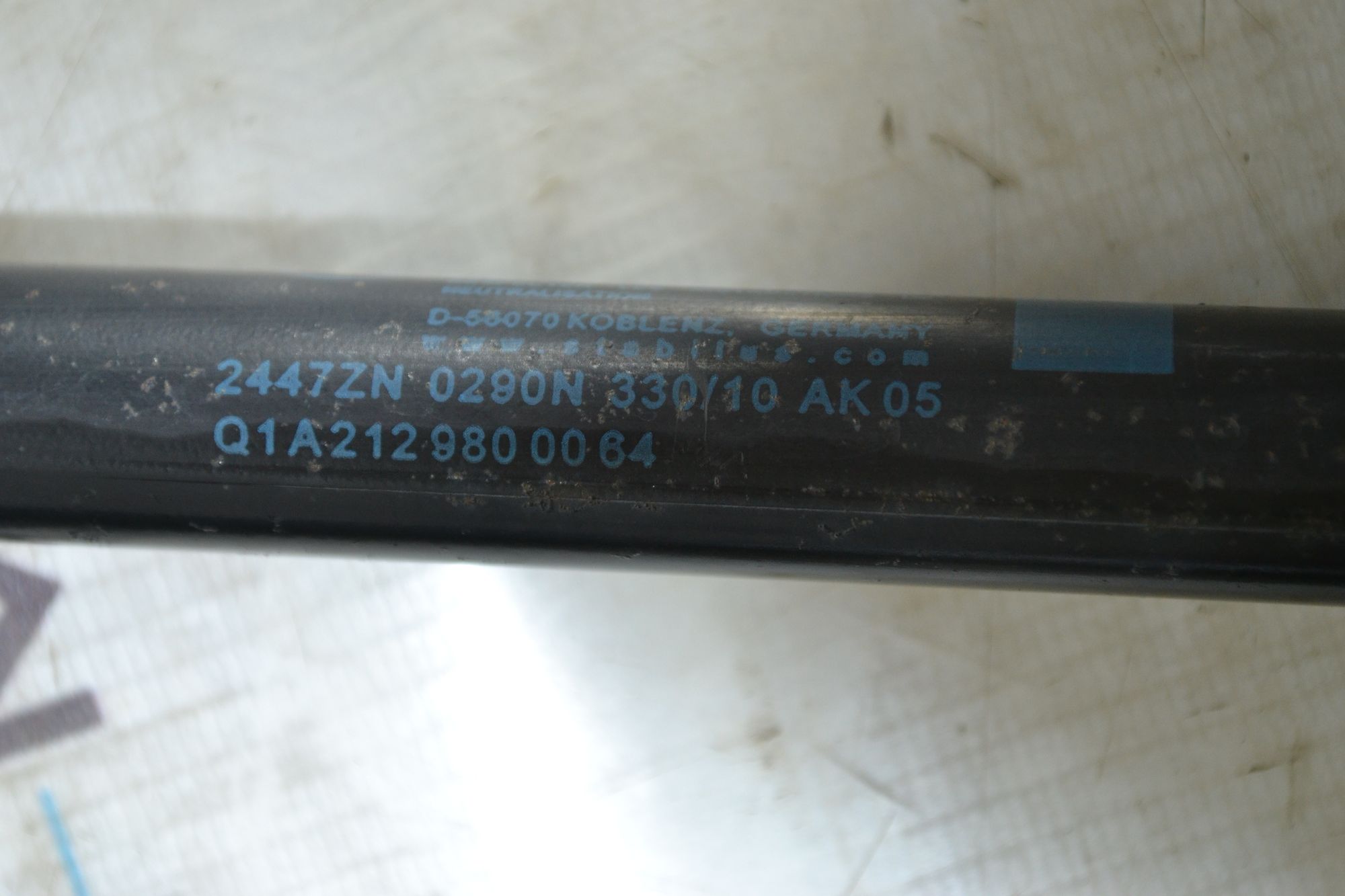 https://ycs.partsauto.market/partsauto-images/thmbs/userImages/b7628e092085f1f91467af1afb6e7630/part/f4add5d9-1c89-47af-bbf8-3bbebf196aac_1785394188950.jpg