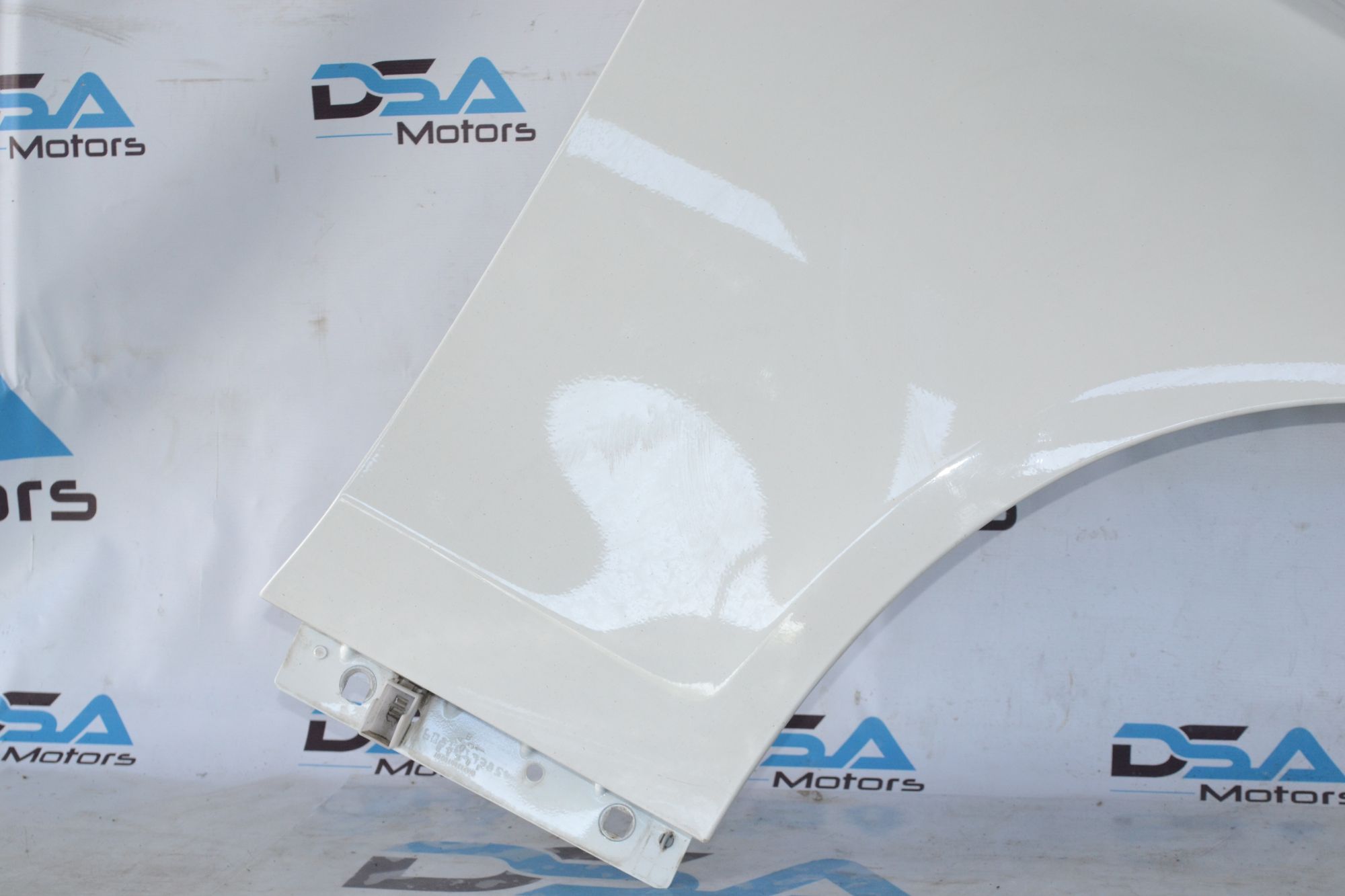 https://ycs.partsauto.market/partsauto-images/thmbs/userImages/b7628e092085f1f91467af1afb6e7630/part/f4af7be1-d63c-42b9-b799-97d49d33d287_1782913785723.jpg