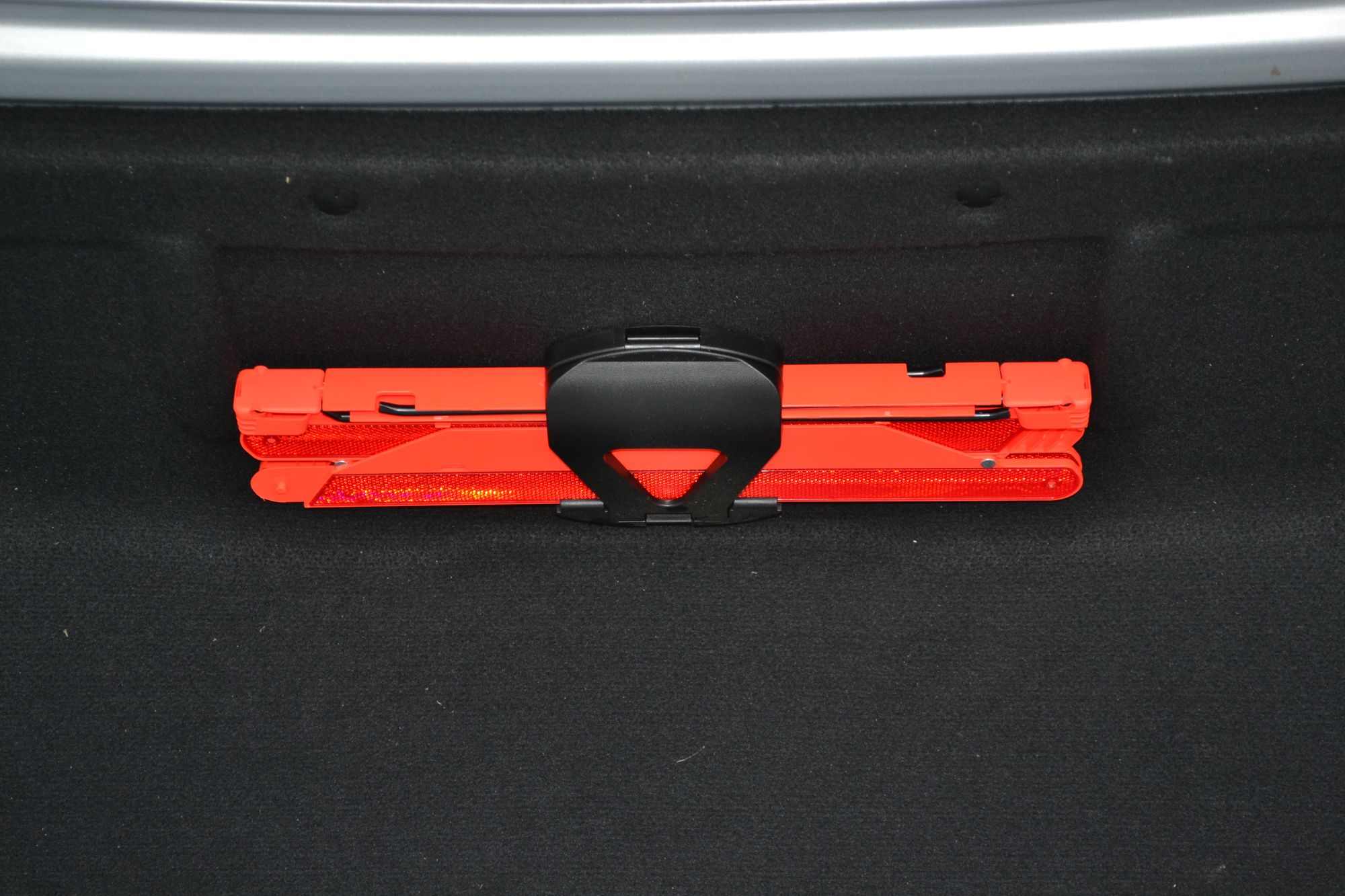 https://ycs.partsauto.market/partsauto-images/thmbs/userImages/b7628e092085f1f91467af1afb6e7630/part/f4d40610-3e04-4bb0-a273-d17ba3894c52_1784183119622.jpg