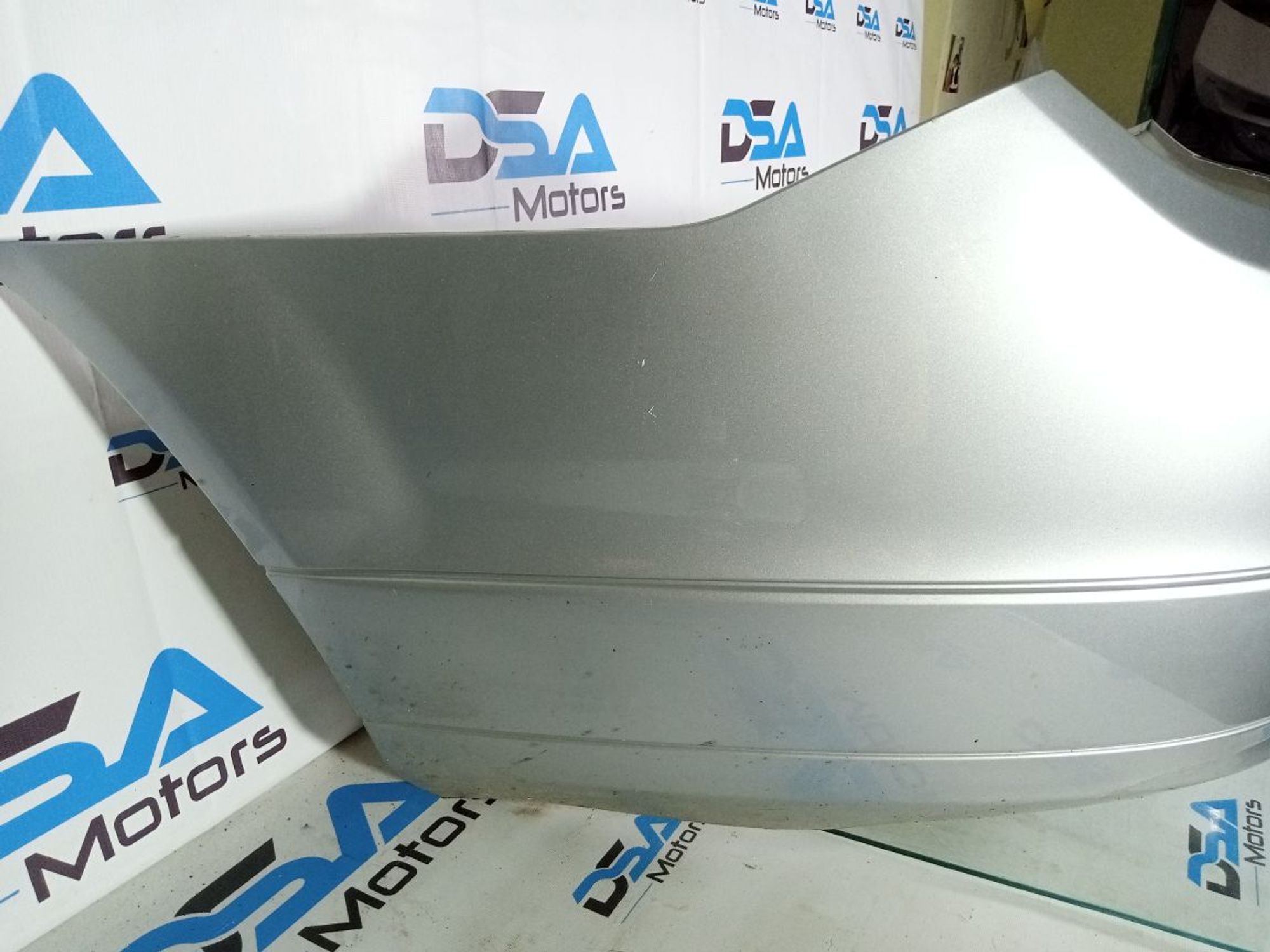 https://ycs.partsauto.market/partsauto-images/thmbs/userImages/b7628e092085f1f91467af1afb6e7630/part/f555cc87-c491-4fcc-a9d4-4ee8a33646d9_1746166444972.jpg