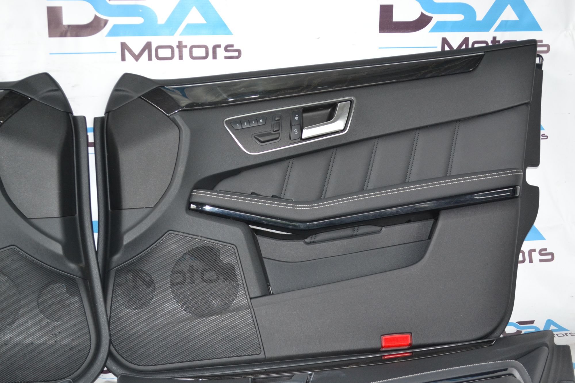 https://ycs.partsauto.market/partsauto-images/thmbs/userImages/b7628e092085f1f91467af1afb6e7630/part/f56abc23-d349-46b7-953c-5ee851544cf8_1783691768854.jpg