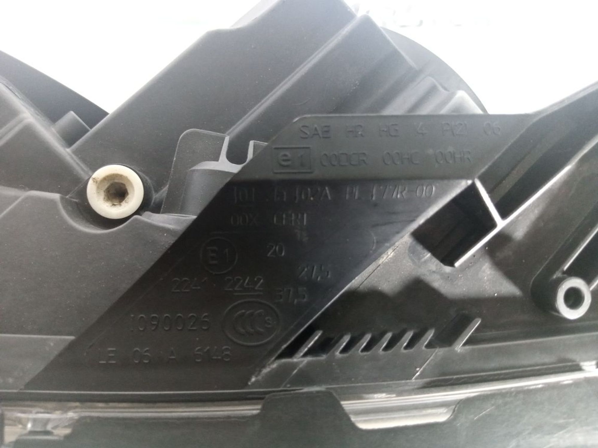 https://ycs.partsauto.market/partsauto-images/thmbs/userImages/b7628e092085f1f91467af1afb6e7630/part/f628b8ab-069a-424e-a2e3-61ef9e9bcb01_1721291308578.jpg