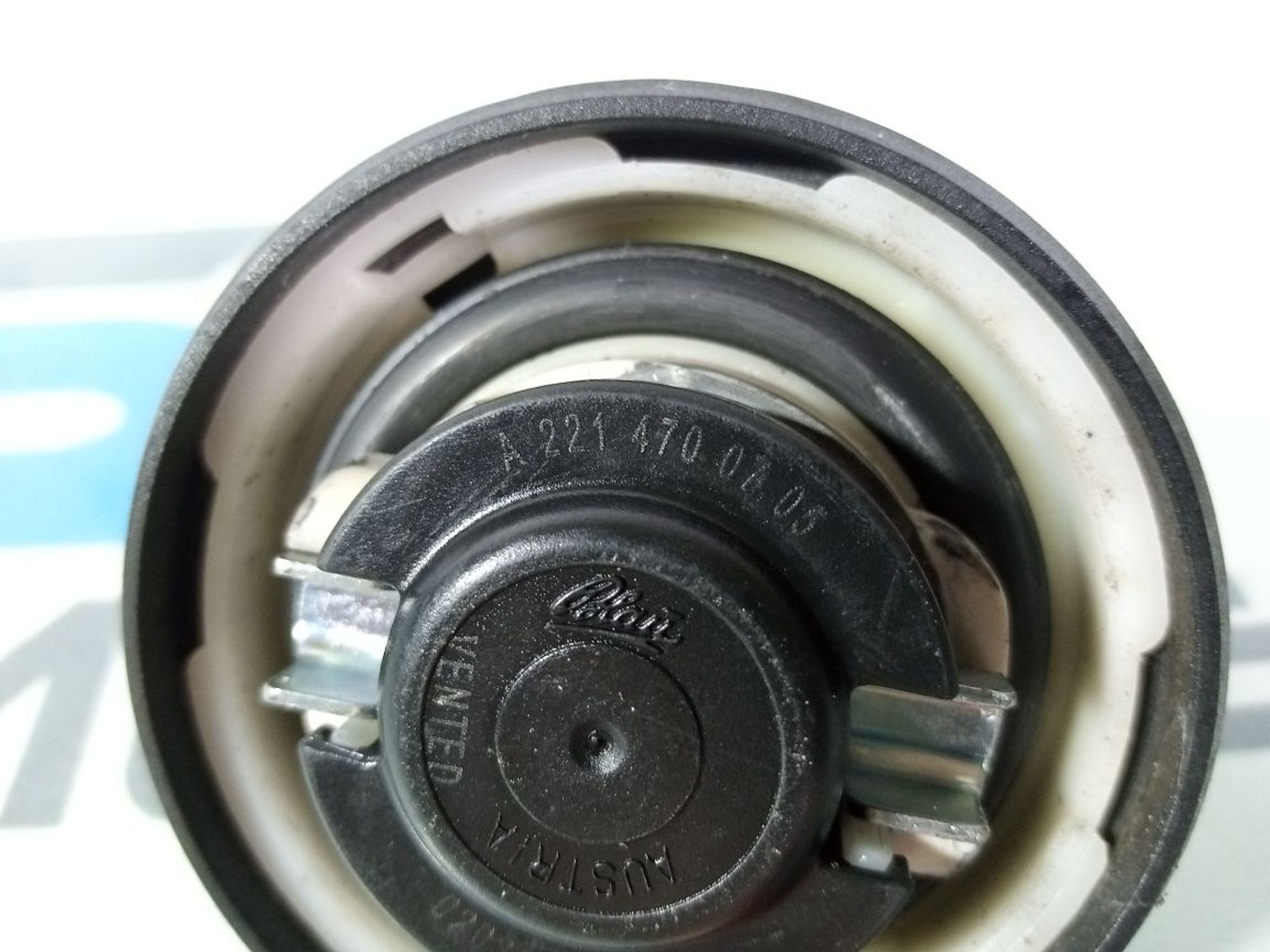 https://ycs.partsauto.market/partsauto-images/thmbs/userImages/b7628e092085f1f91467af1afb6e7630/part/f6d5fb6c-d3a2-4449-b0e6-c8d9791558b2_1743157389723.jpg