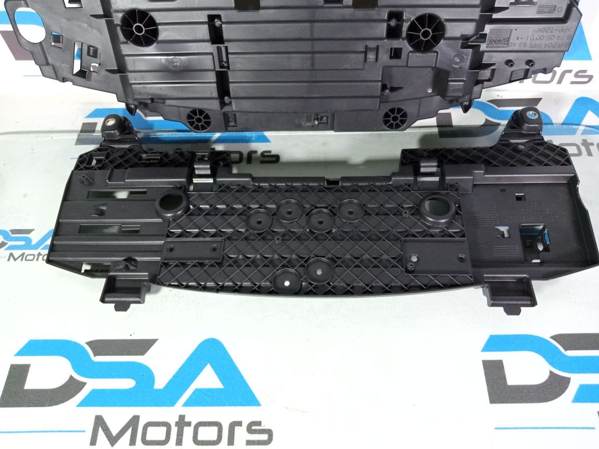 https://ycs.partsauto.market/partsauto-images/thmbs/userImages/b7628e092085f1f91467af1afb6e7630/part/f7b48791-8df3-4bbf-a74e-d9cba871f435_1745404110281.jpg