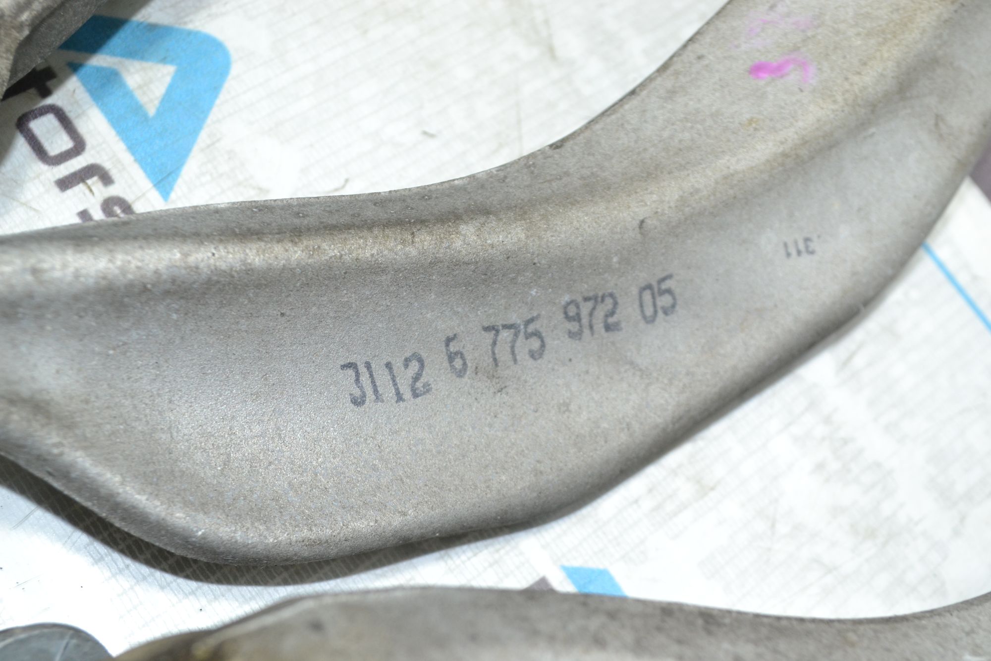 https://ycs.partsauto.market/partsauto-images/thmbs/userImages/b7628e092085f1f91467af1afb6e7630/part/f7ebdd81-32d4-4c82-bccd-642438e4f7ff_1781270675771.jpg