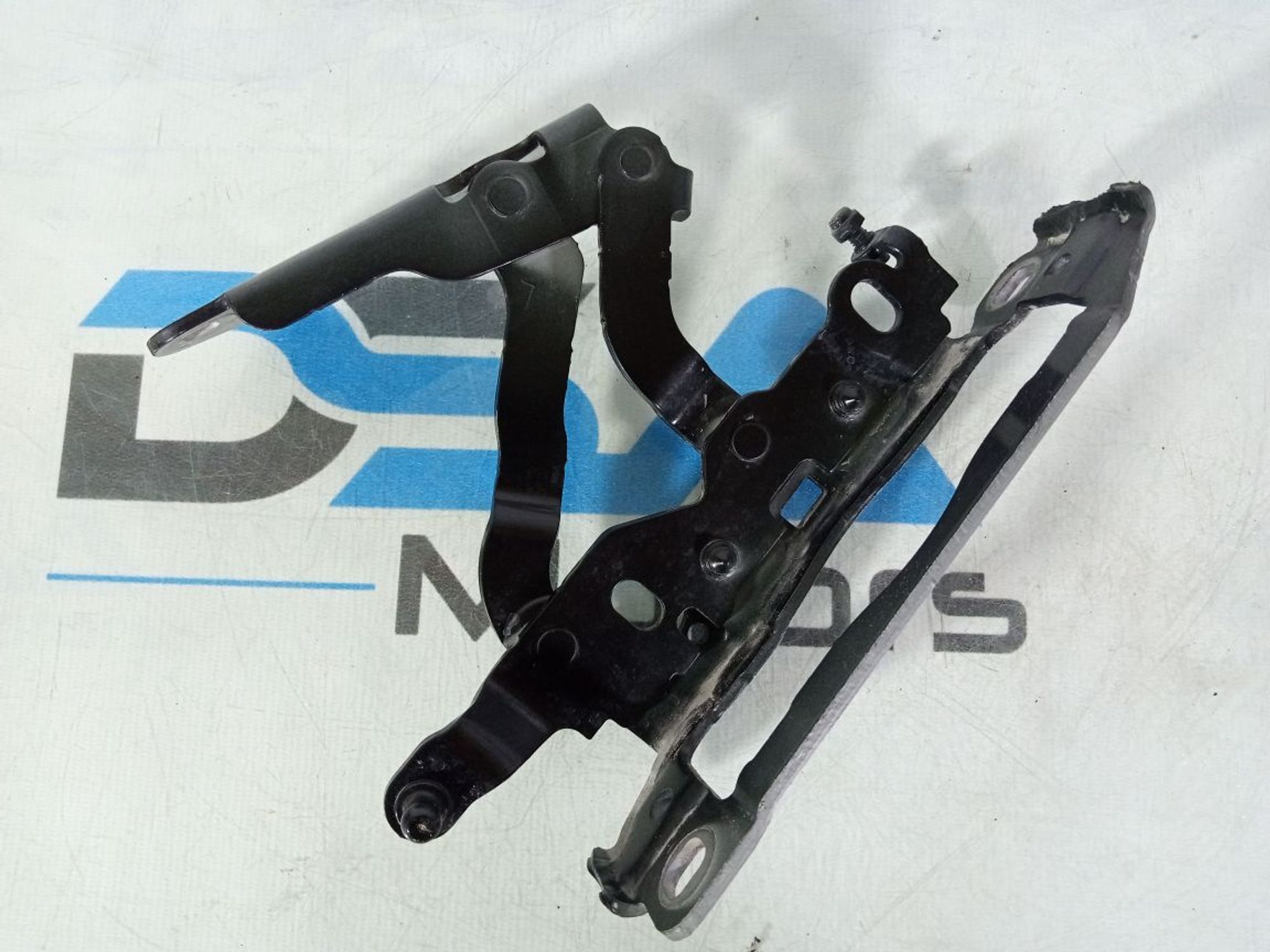 https://ycs.partsauto.market/partsauto-images/thmbs/userImages/b7628e092085f1f91467af1afb6e7630/part/f80df825-b20e-4faf-8869-6074a0213692_1744349844292.jpg