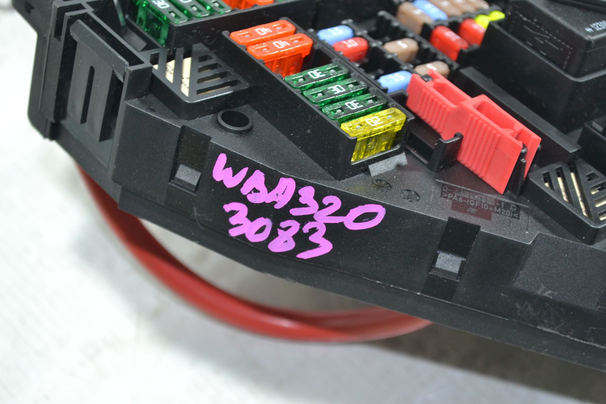https://ycs.partsauto.market/partsauto-images/thmbs/userImages/b7628e092085f1f91467af1afb6e7630/part/f81ead08-ab81-4576-b2a6-b0392d4ba899_1780491596533.jpg