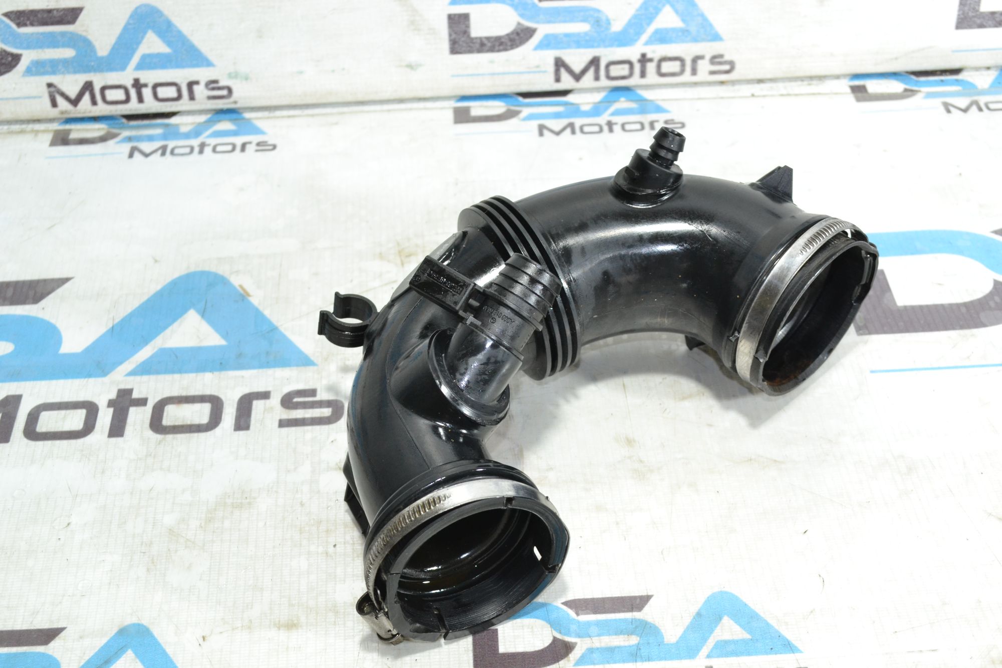 https://ycs.partsauto.market/partsauto-images/thmbs/userImages/b7628e092085f1f91467af1afb6e7630/part/f851b5d7-ad84-4546-aa07-a6e16588635a_1783507467100.jpg